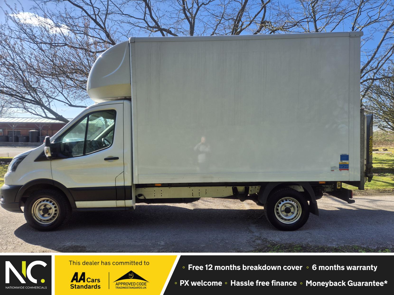 Ford Transit 2.0 350 EcoBlue Leader Luton 3dr Diesel Manual RWD L3 Euro 6 (s/s) (130 ps)