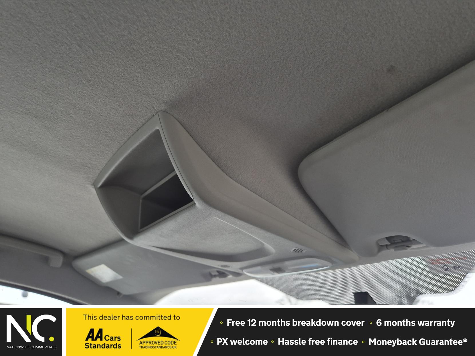 Ford Transit Custom 2.0 320 EcoBlue Leader Kombi Double Cab 5dr Diesel Manual L2 H1 Euro 6 (s/s) (130 ps)