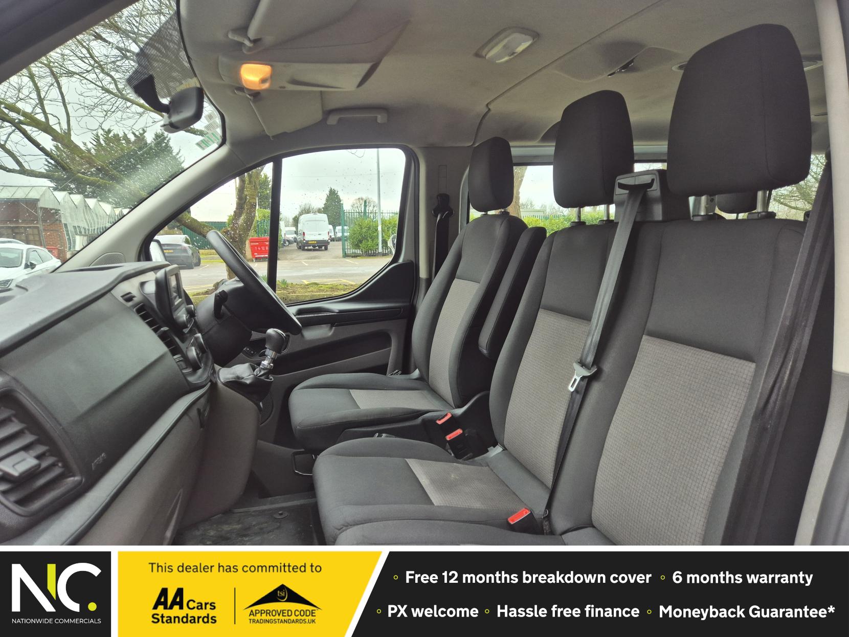 Ford Transit Custom 2.0 320 EcoBlue Leader Kombi Double Cab 5dr Diesel Manual L2 H1 Euro 6 (s/s) (130 ps)