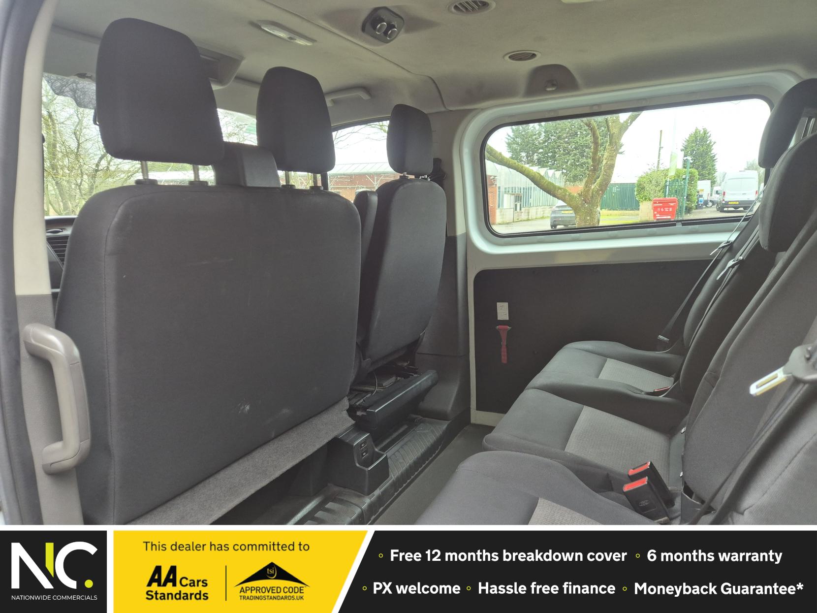 Ford Transit Custom 2.0 320 EcoBlue Leader Kombi Double Cab 5dr Diesel Manual L2 H1 Euro 6 (s/s) (130 ps)