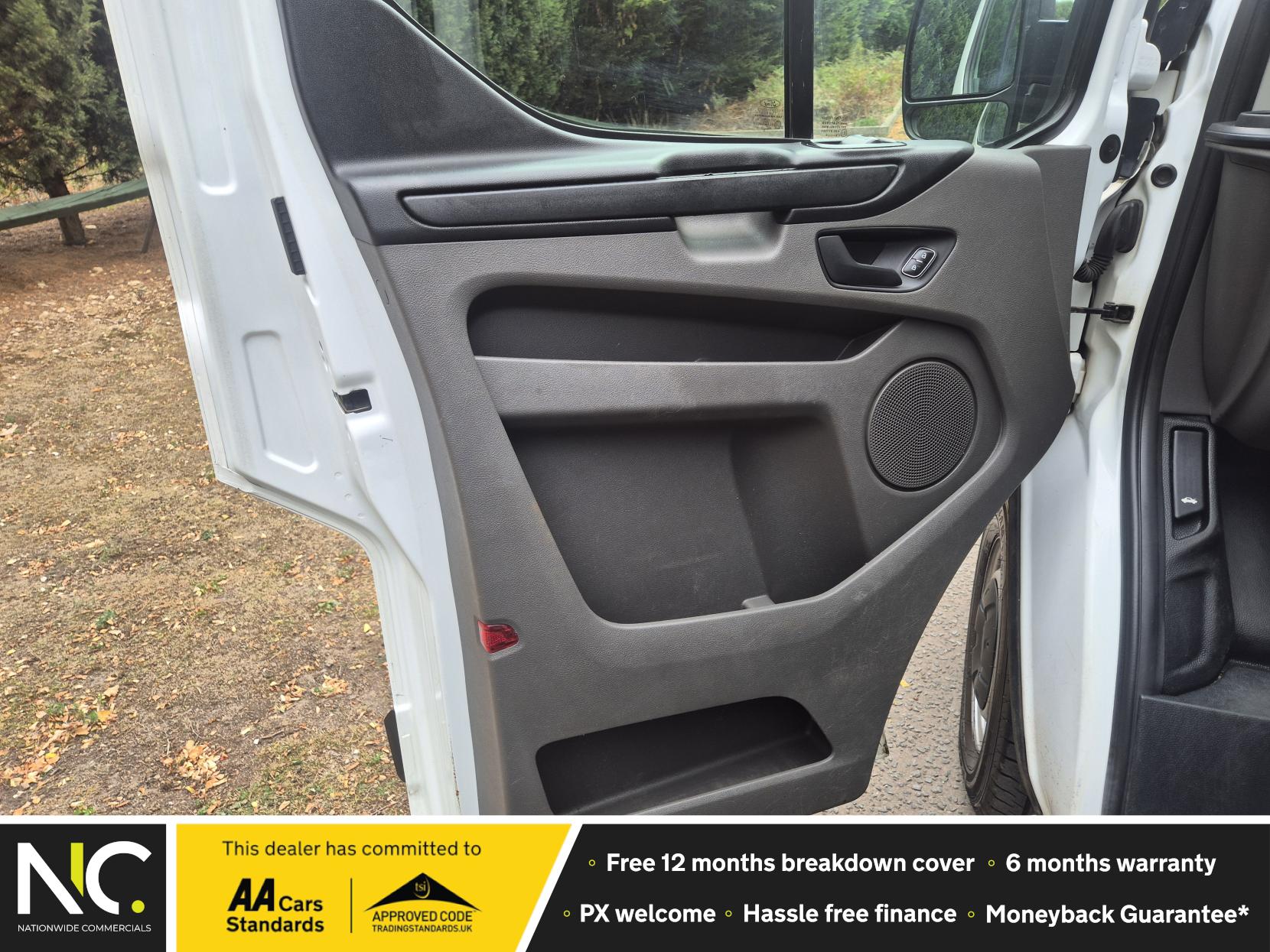 Ford Transit Custom 2.0 300 EcoBlue Leader Crew Van Double Cab 5dr Diesel Manual L1 H1 Euro 6 (s/s) (105 ps)