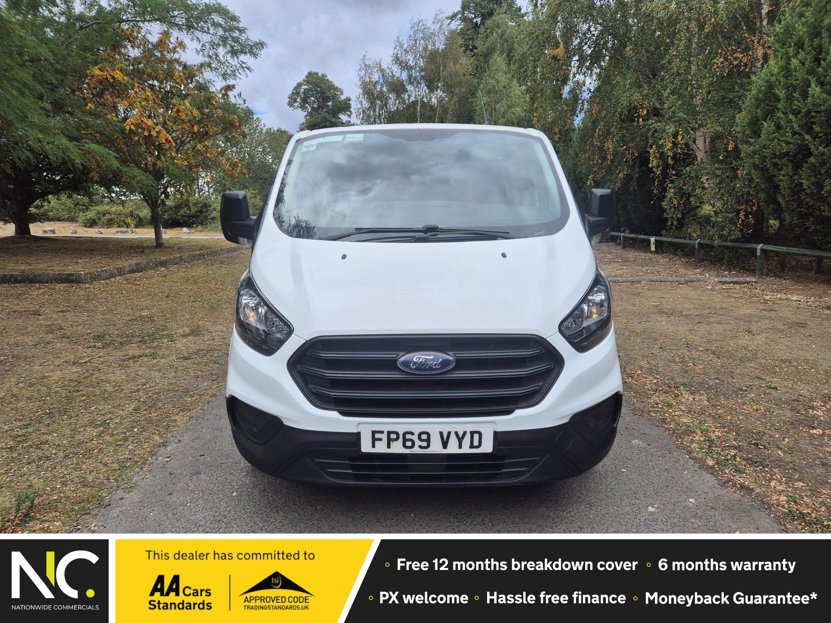 Ford Transit Custom 2.0 300 EcoBlue Leader Crew Van Double Cab 5dr Diesel Manual L1 H1 Euro 6 (s/s) (105 ps)