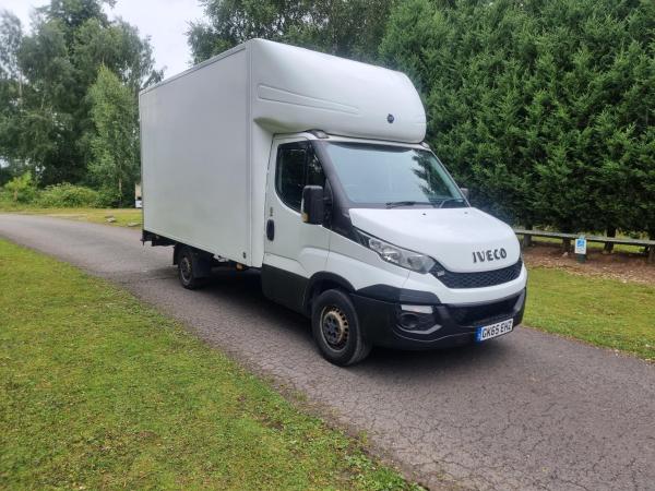 IVECO Daily 2.3 LUTON VAN WITH TAIL LIFT 3.5T