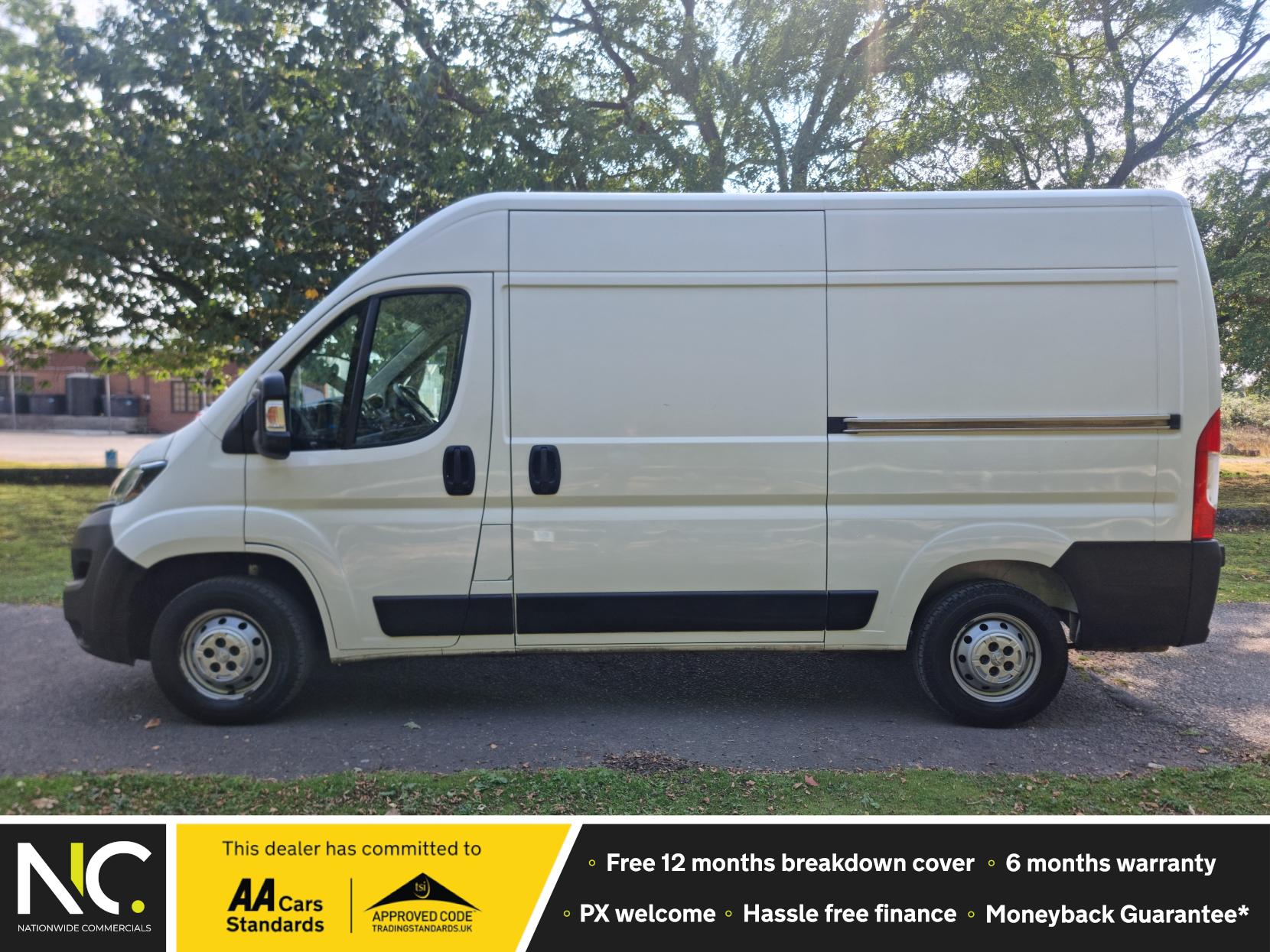 Peugeot Boxer 2.2 BlueHDi 335 Professional Panel Van 5dr Diesel Manual L2 H2 Euro 6 (s/s) (140 ps)