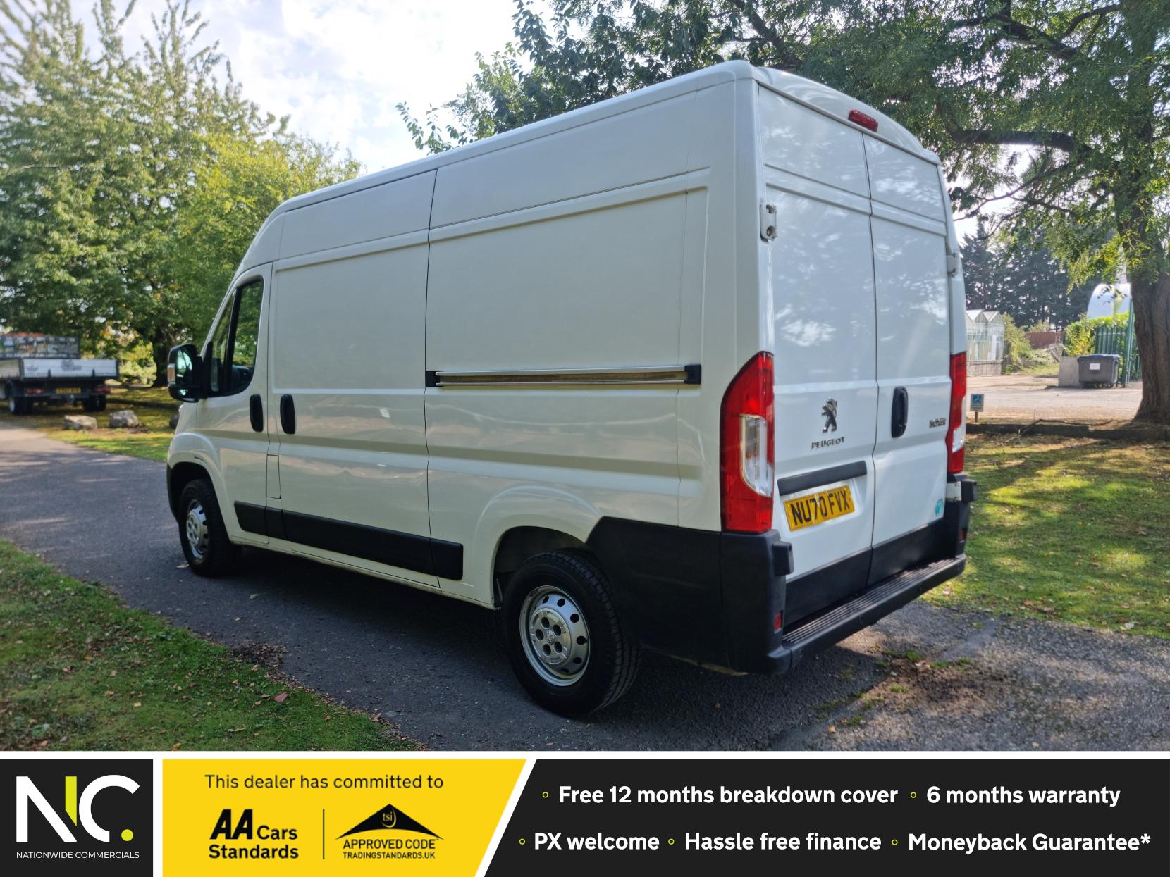 Peugeot Boxer 2.2 BlueHDi 335 Professional Panel Van 5dr Diesel Manual L2 H2 Euro 6 (s/s) (140 ps)