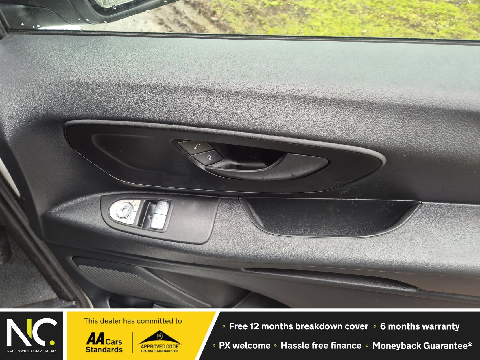 Mercedes-Benz Vito 2.0 116 CDI Progressive Panel Van 5dr Diesel G-Tronic RWD L3 Euro 6 (s/s) (XLWB) (163 ps)