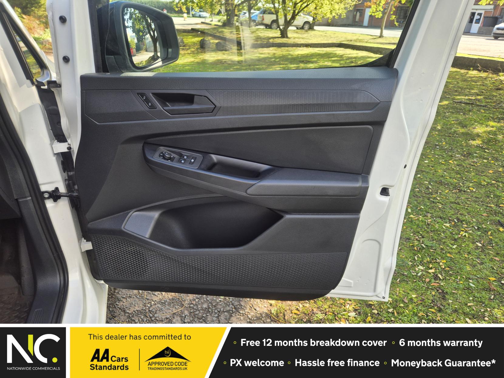 Volkswagen Caddy Maxi 2.0 TDI C20 Commerce Pro Panel Van 6dr Diesel DSG LWB Euro 6 (s/s) (122 ps)