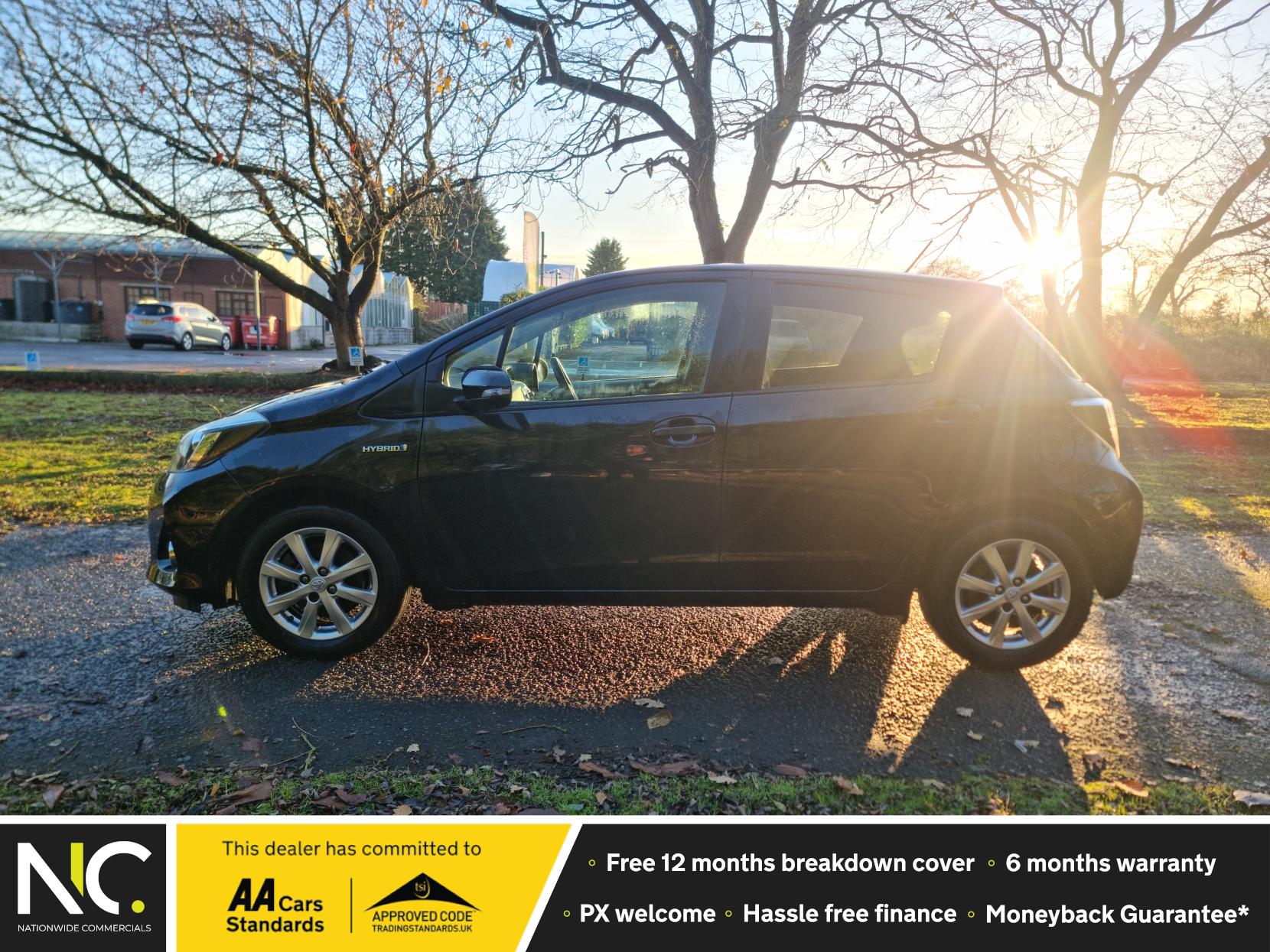 Toyota Yaris 1.5 VVT-h T4 Hatchback 5dr Petrol Hybrid CVT Euro 5 (101 ps)