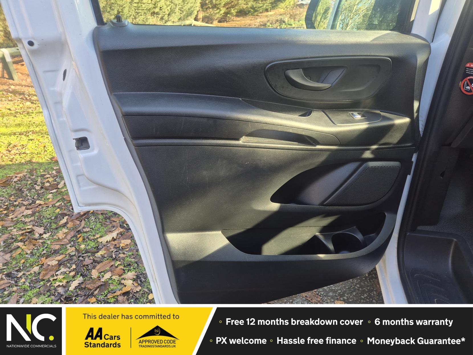 Mercedes-Benz Vito 2.0 116 CDI Progressive Panel Van 5dr Diesel G-Tronic RWD L3 Euro 6 (s/s) (XLWB) (163 ps)