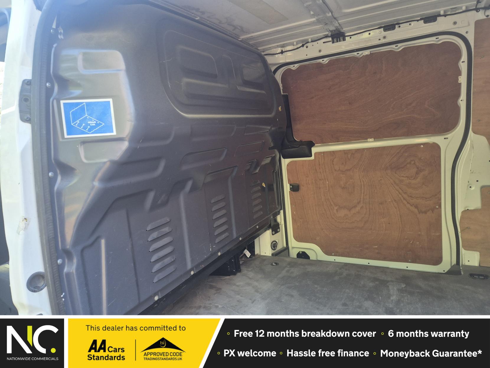 Mercedes-Benz Vito 2.0 116 CDI Progressive Panel Van 5dr Diesel G-Tronic RWD L3 Euro 6 (s/s) (XLWB) (163 ps)