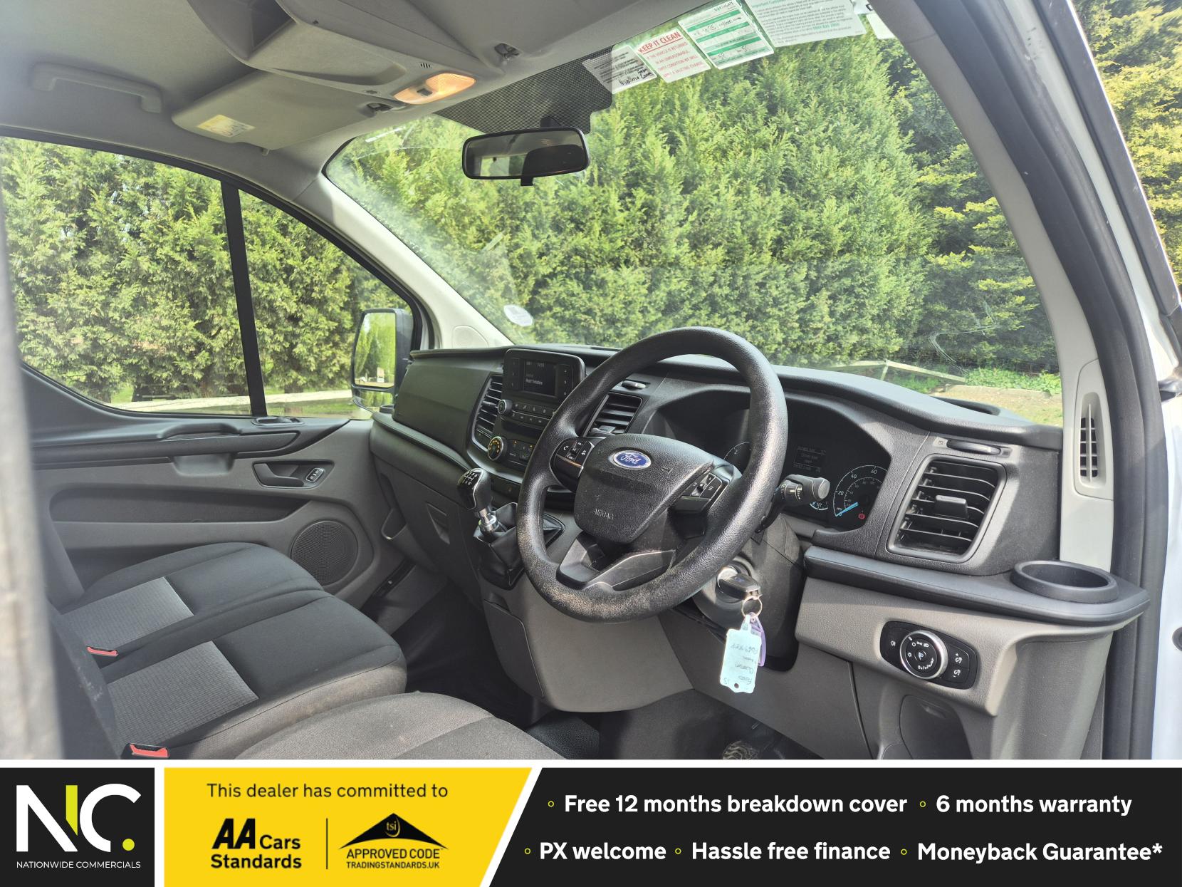 Ford Transit Custom 2.0 320 EcoBlue Leader Kombi Double Cab 5dr Diesel Manual L2 H1 Euro 6 (s/s) (130 ps)