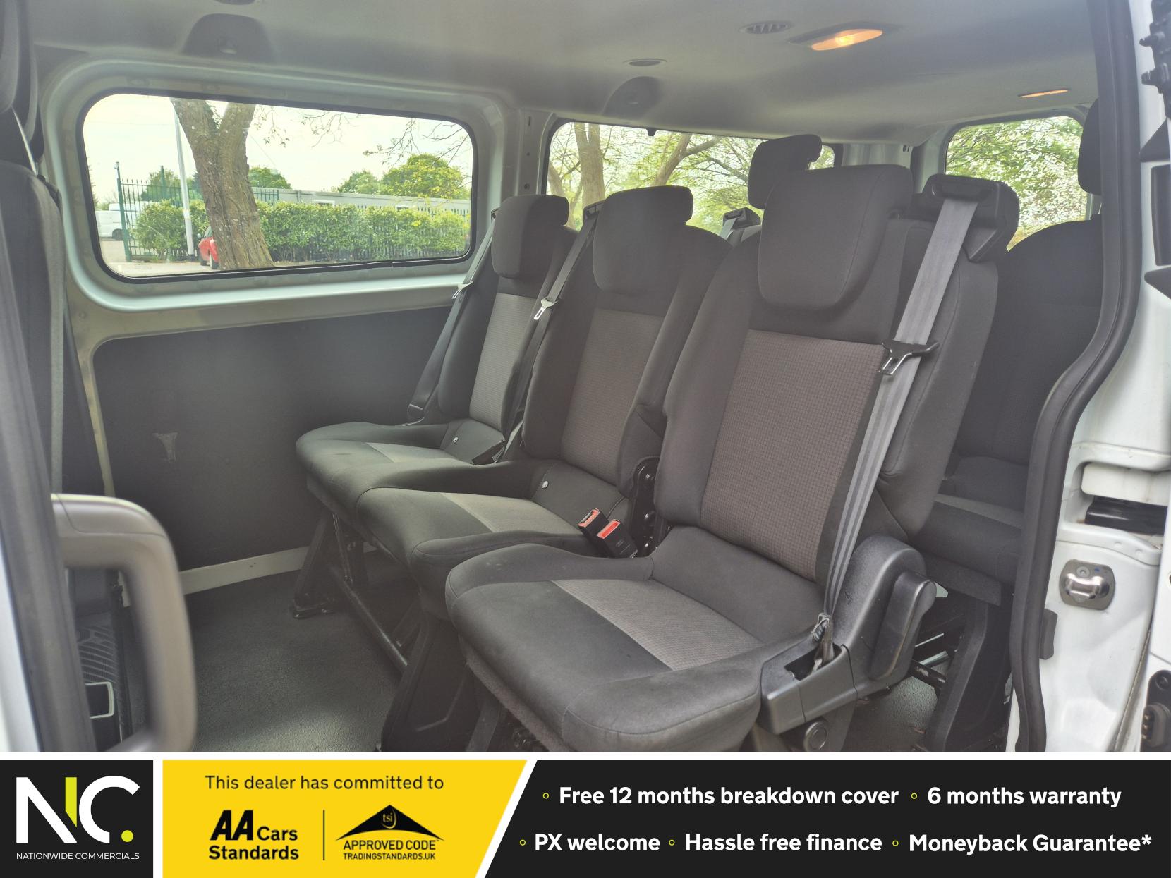 Ford Transit Custom 2.0 320 EcoBlue Leader Kombi Double Cab 5dr Diesel Manual L2 H1 Euro 6 (s/s) (130 ps)