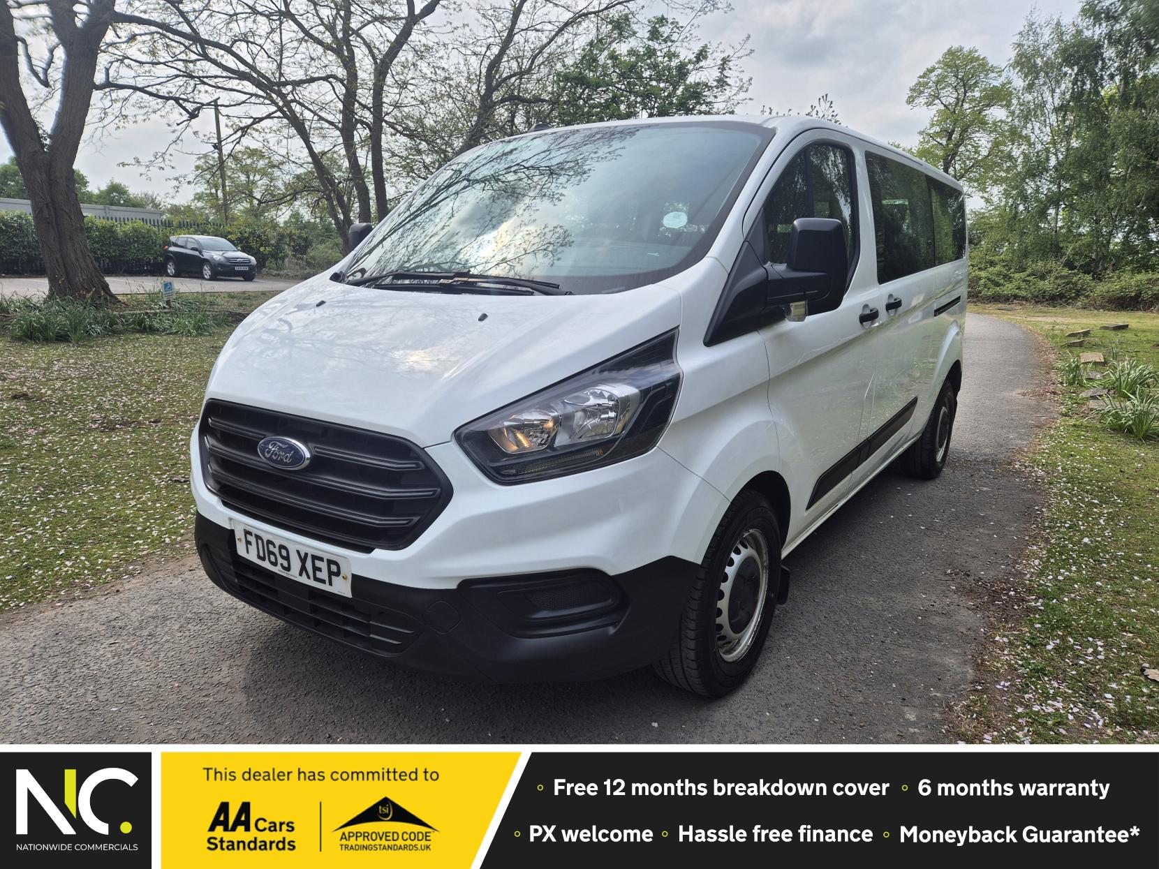 Ford Transit Custom 2.0 320 EcoBlue Leader Kombi Double Cab 5dr Diesel Manual L2 H1 Euro 6 (s/s) (130 ps)