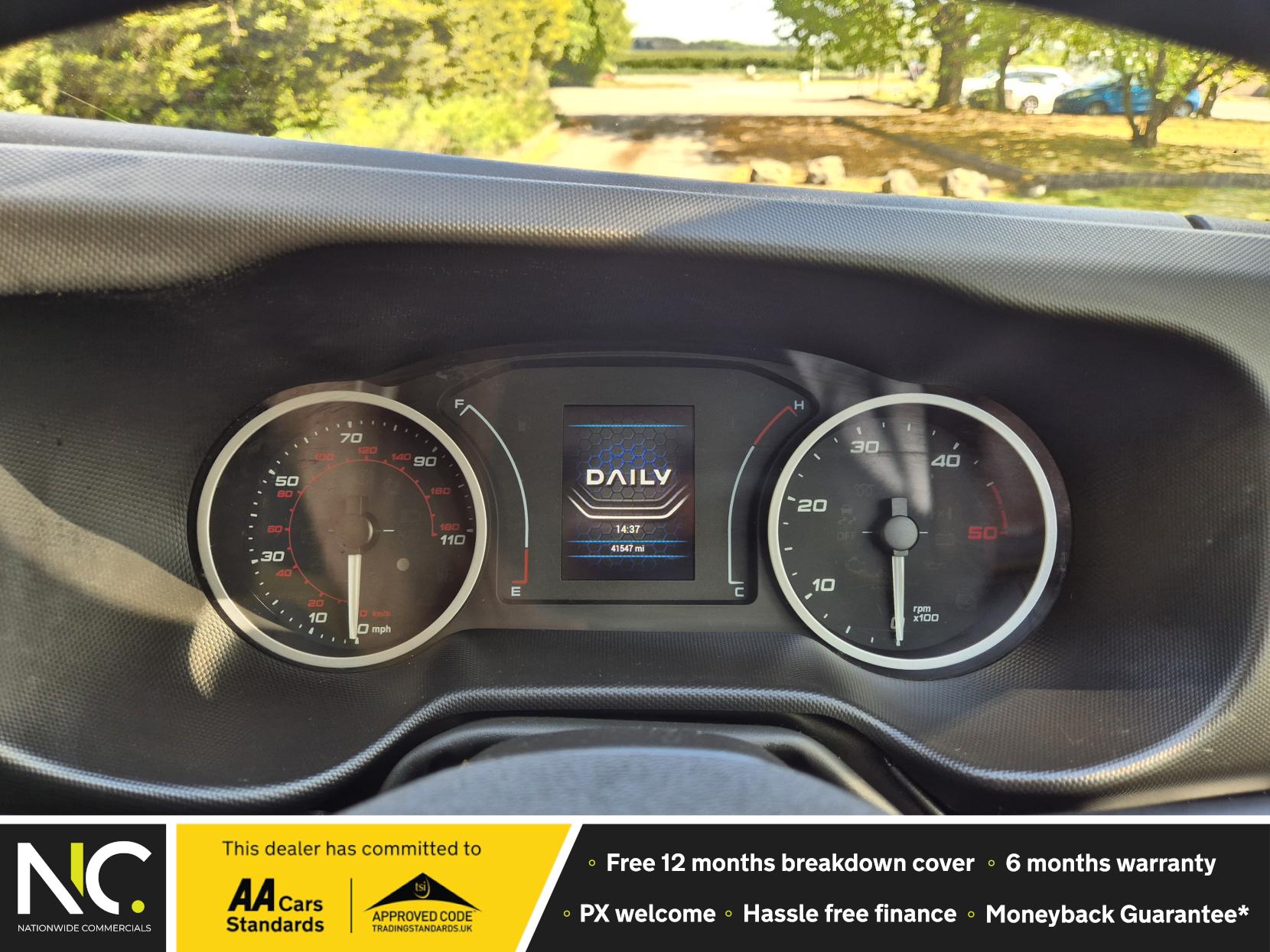 Iveco Daily 2.3D HPI 14V 35S 3520 Panel Van 5dr Diesel Manual MWB High Roof Euro 6 (s/s) (136 ps)