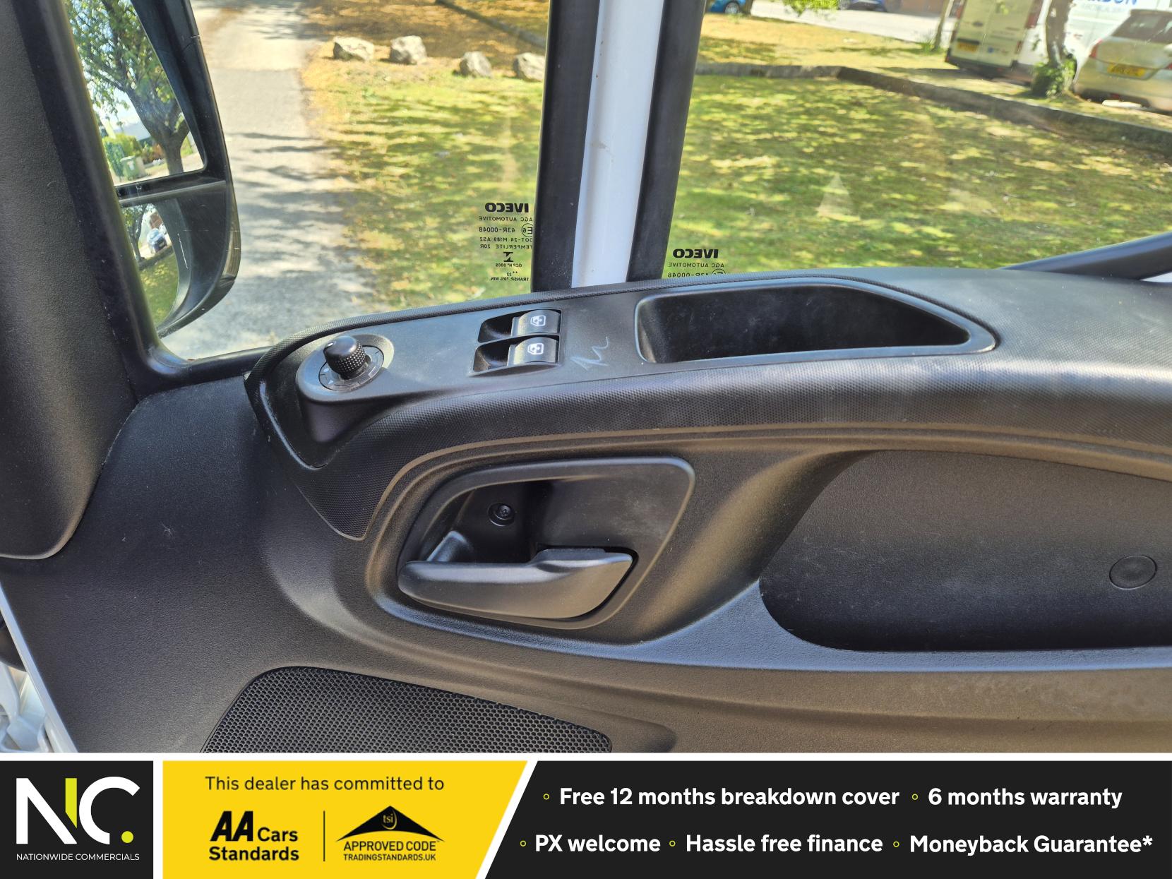 Iveco Daily 2.3D HPI 14V 35S 3520 Panel Van 5dr Diesel Manual MWB High Roof Euro 6 (s/s) (136 ps)