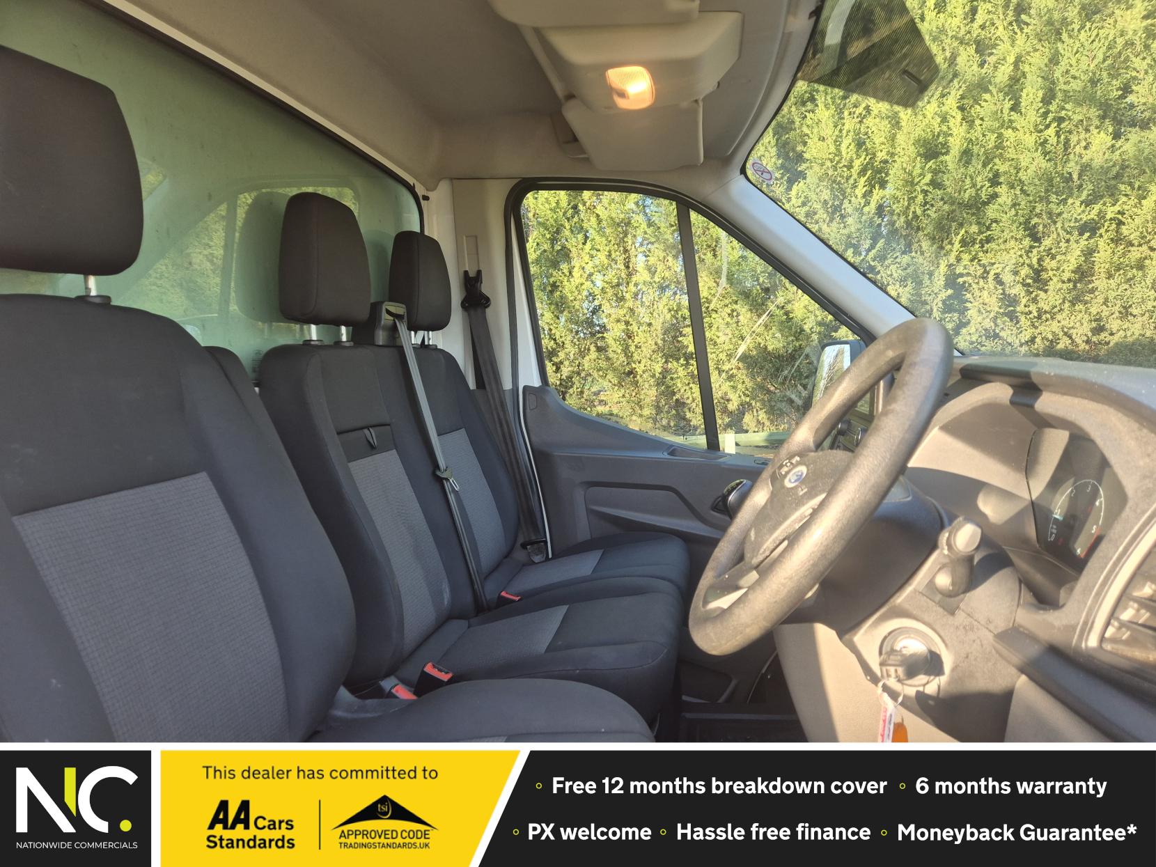 Ford Transit 2.0 350 EcoBlue HD Leader Luton 3dr Diesel Manual RWD L4 Euro 6 (s/s) (130 ps)