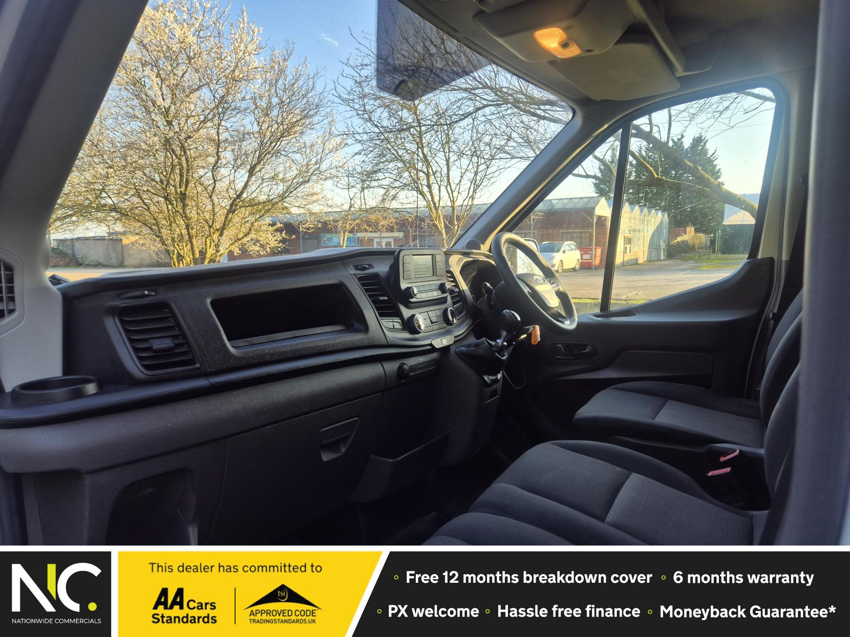 Ford Transit 2.0 350 EcoBlue HD Leader Luton 3dr Diesel Manual RWD L4 Euro 6 (s/s) (130 ps)