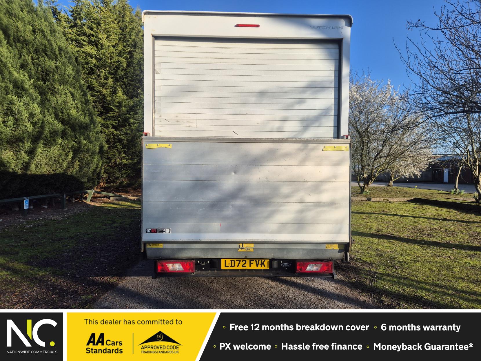 Ford Transit 2.0 350 EcoBlue HD Leader Luton 3dr Diesel Manual RWD L4 Euro 6 (s/s) (130 ps)