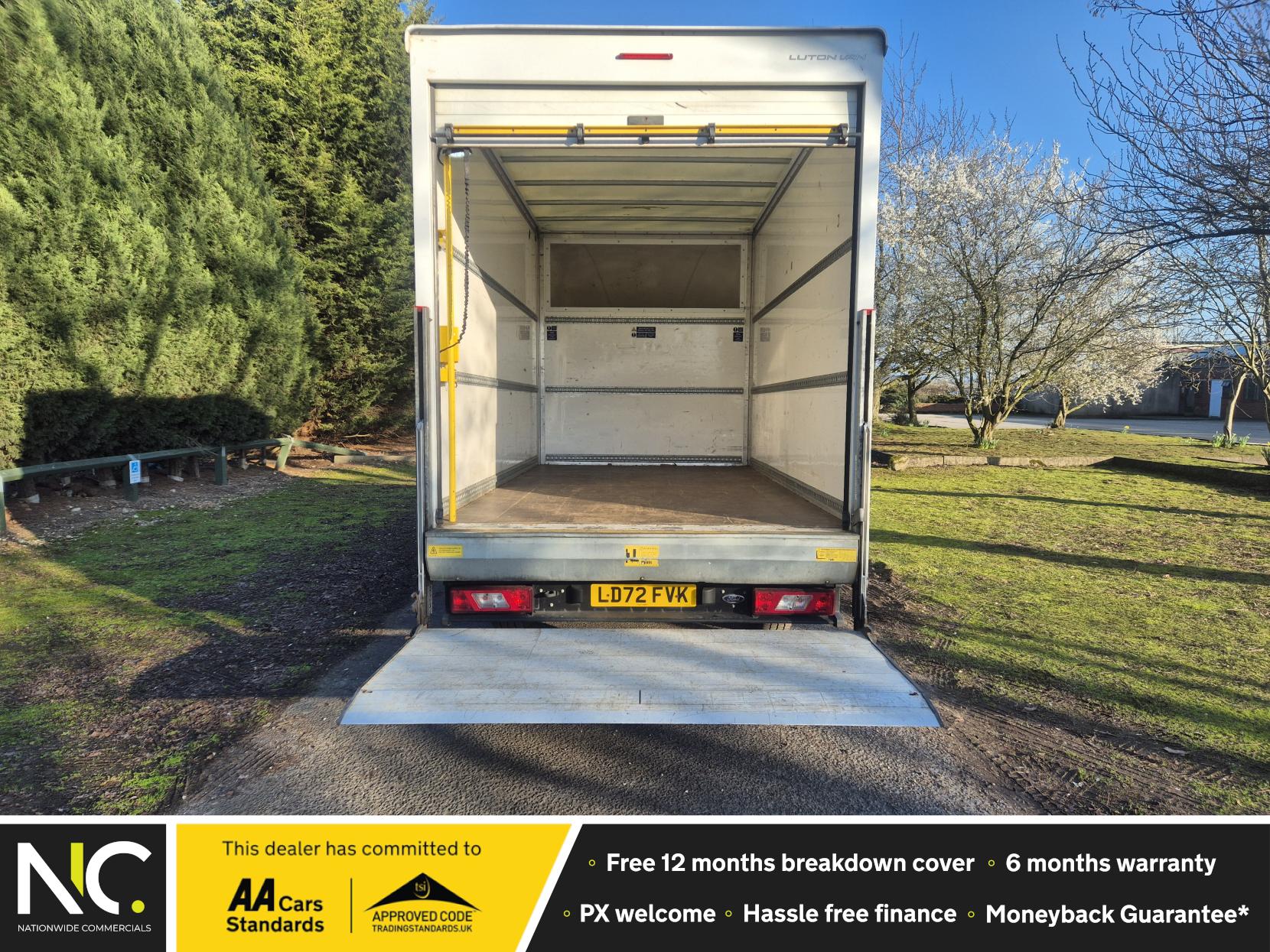 Ford Transit 2.0 350 EcoBlue HD Leader Luton 3dr Diesel Manual RWD L4 Euro 6 (s/s) (130 ps)