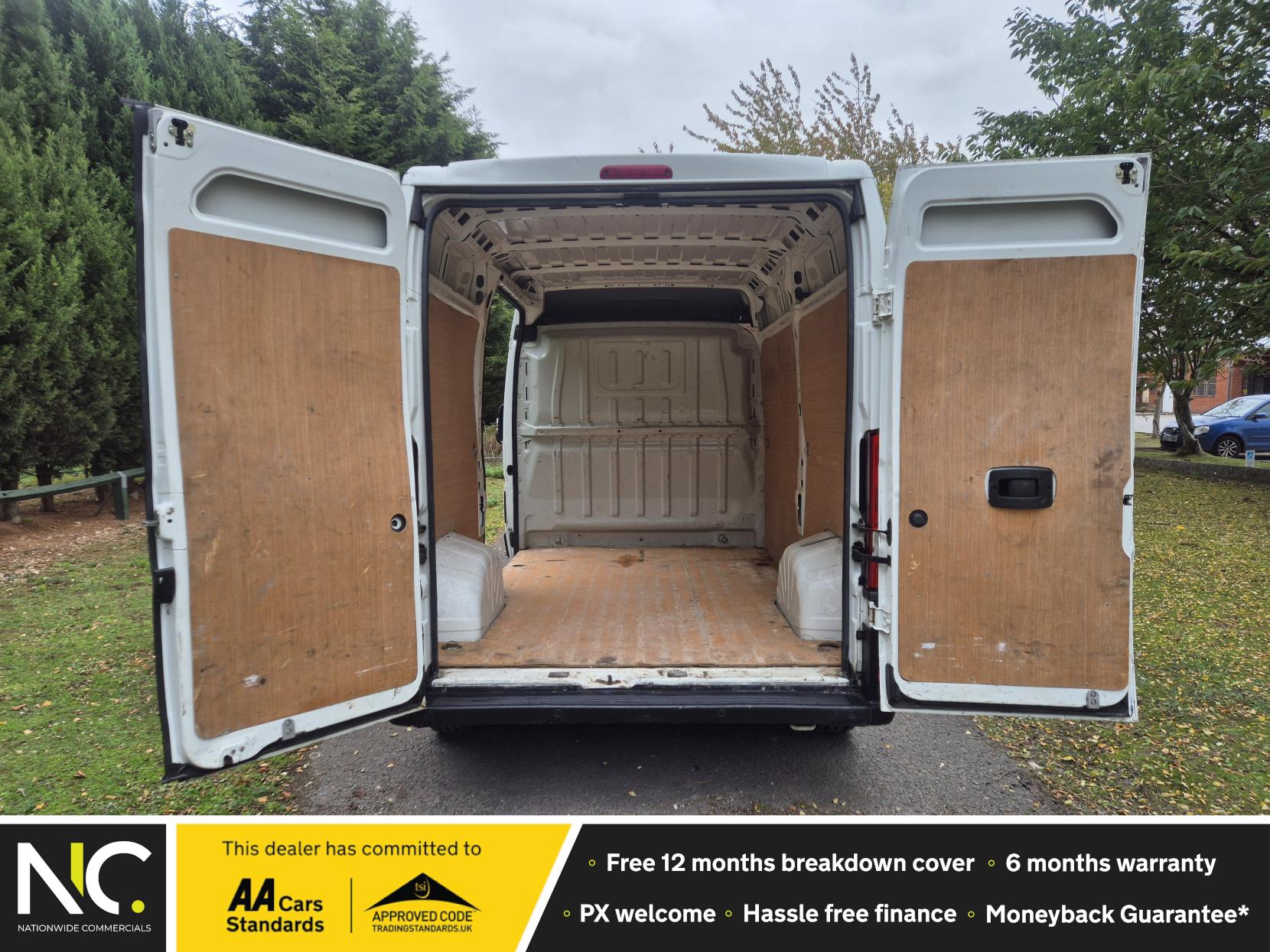 Peugeot Boxer 2.2 BlueHDi 335 Professional Panel Van 5dr Diesel Manual L2 H2 Euro 6 (s/s) (140 ps)