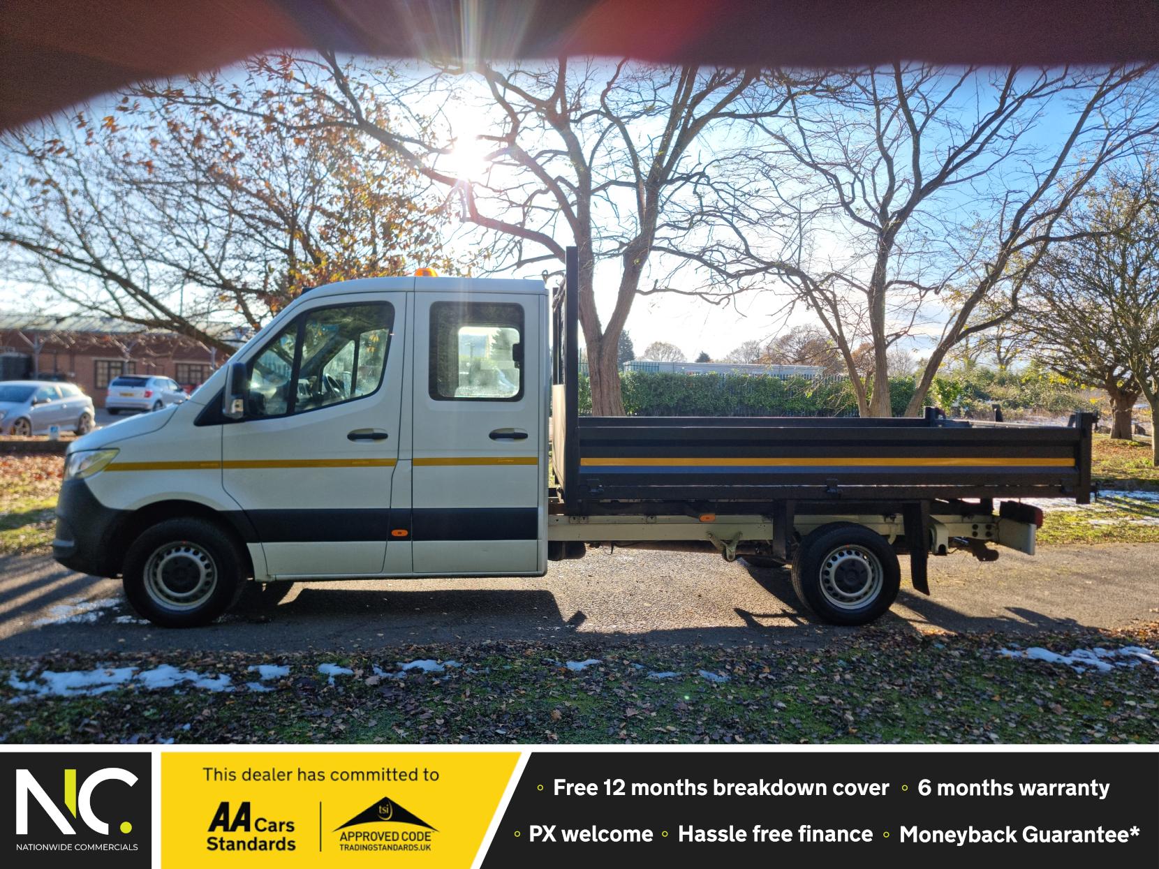 Mercedes-Benz Sprinter 2.1 314 CDI BlueEFFICIENCY Chassis Cab 2dr Diesel Manual RWD L3 (207 g/km, 140 bhp)