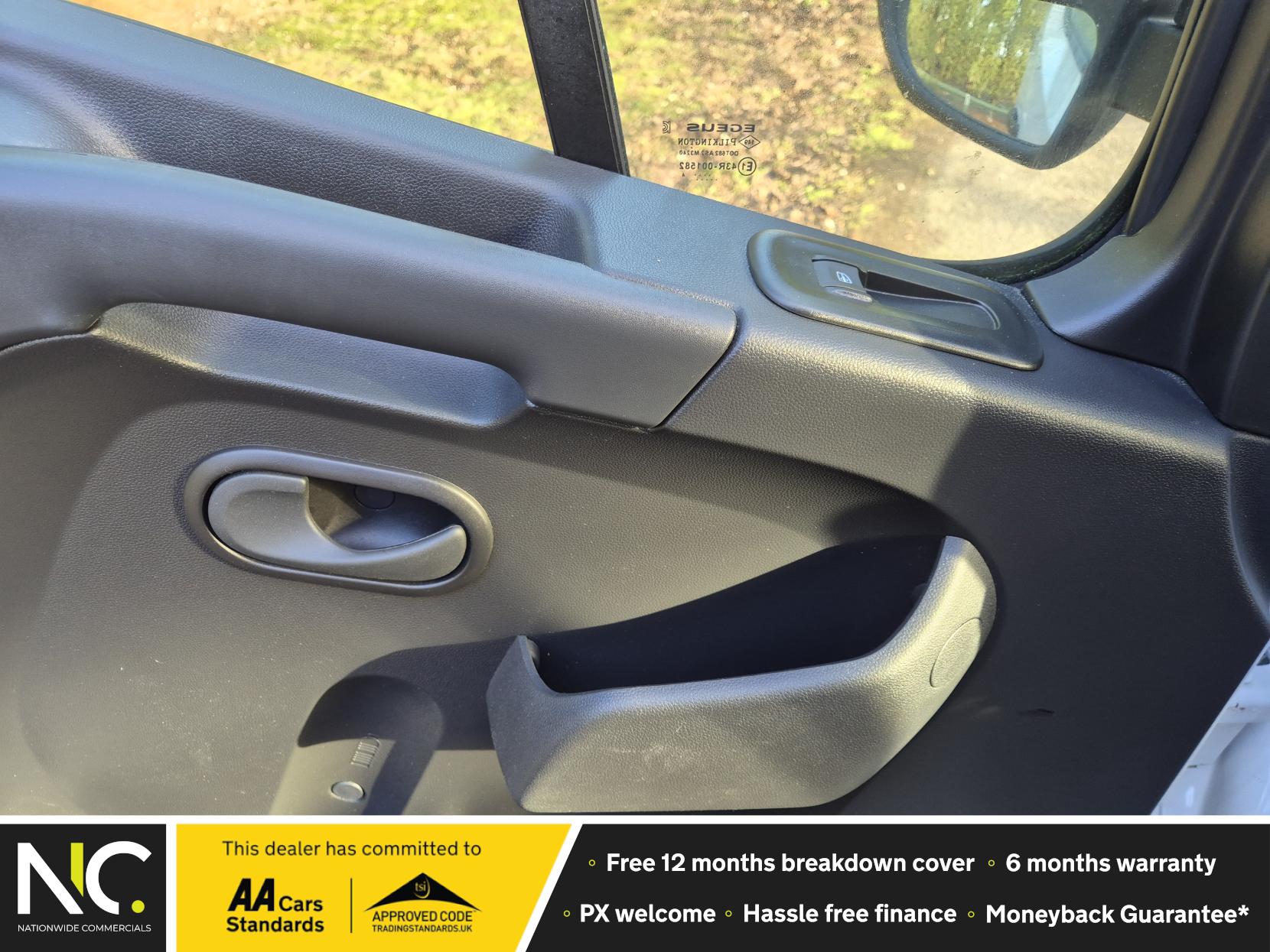 Renault Master 2.3 dCi 35 Advance Panel Van 4dr Diesel Manual FWD LWB Medium Roof Euro 6 (135 ps)