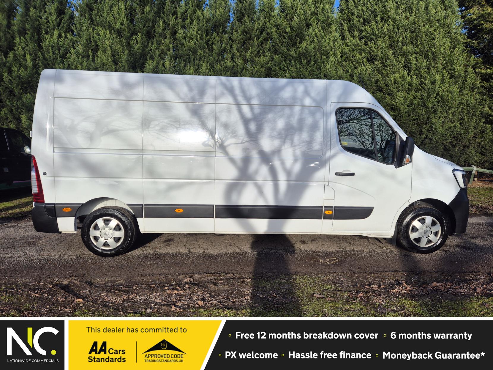 Renault Master 2.3 dCi 35 Advance Panel Van 4dr Diesel Manual FWD LWB Medium Roof Euro 6 (135 ps)