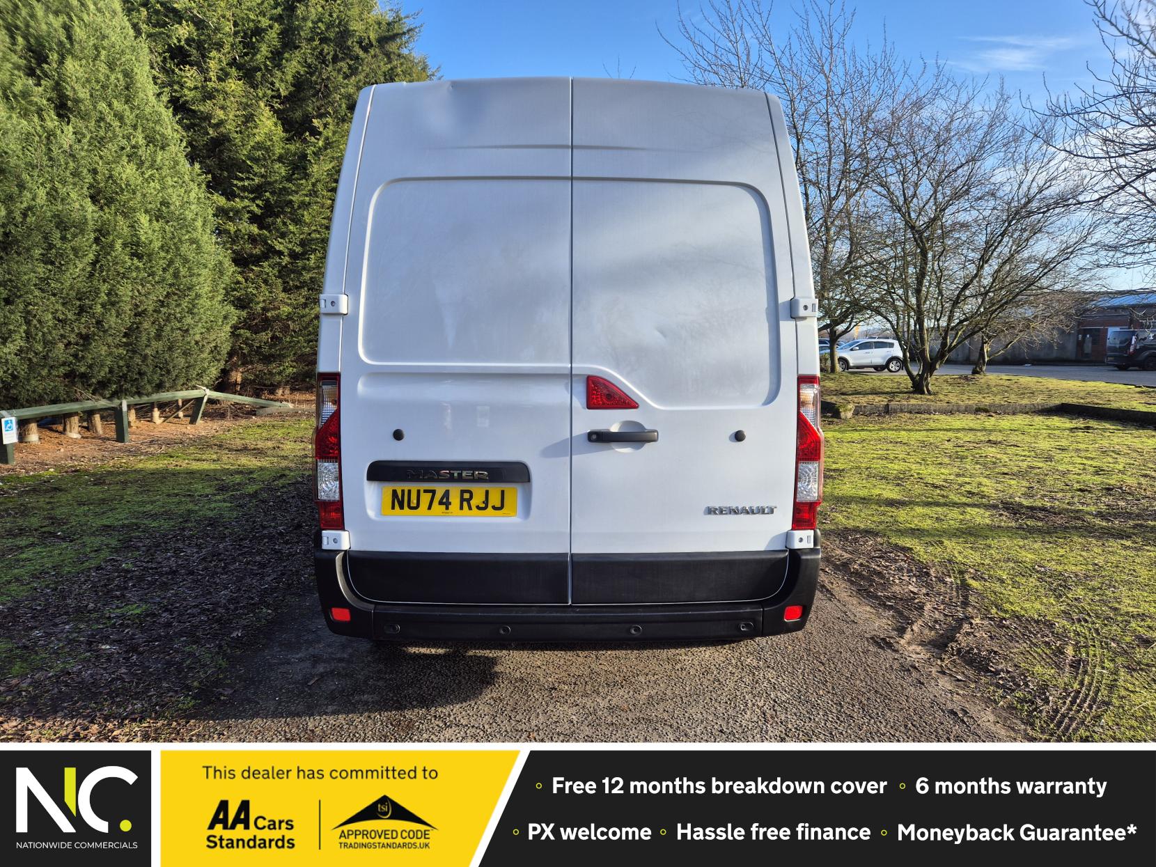 Renault Master 2.3 dCi 35 Advance Panel Van 4dr Diesel Manual FWD LWB Medium Roof Euro 6 (135 ps)