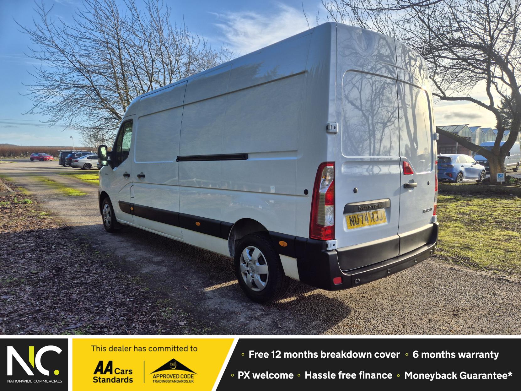 Renault Master 2.3 dCi 35 Advance Panel Van 4dr Diesel Manual FWD LWB Medium Roof Euro 6 (135 ps)
