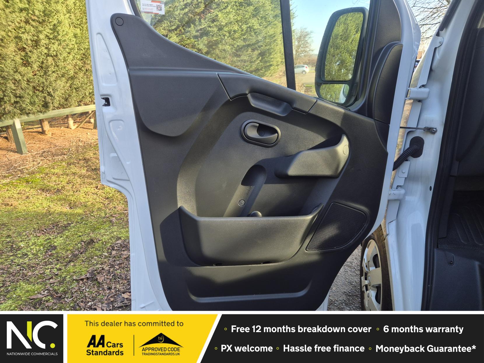 Renault Master 2.3 dCi 35 Advance Panel Van 4dr Diesel Manual FWD LWB Medium Roof Euro 6 (135 ps)