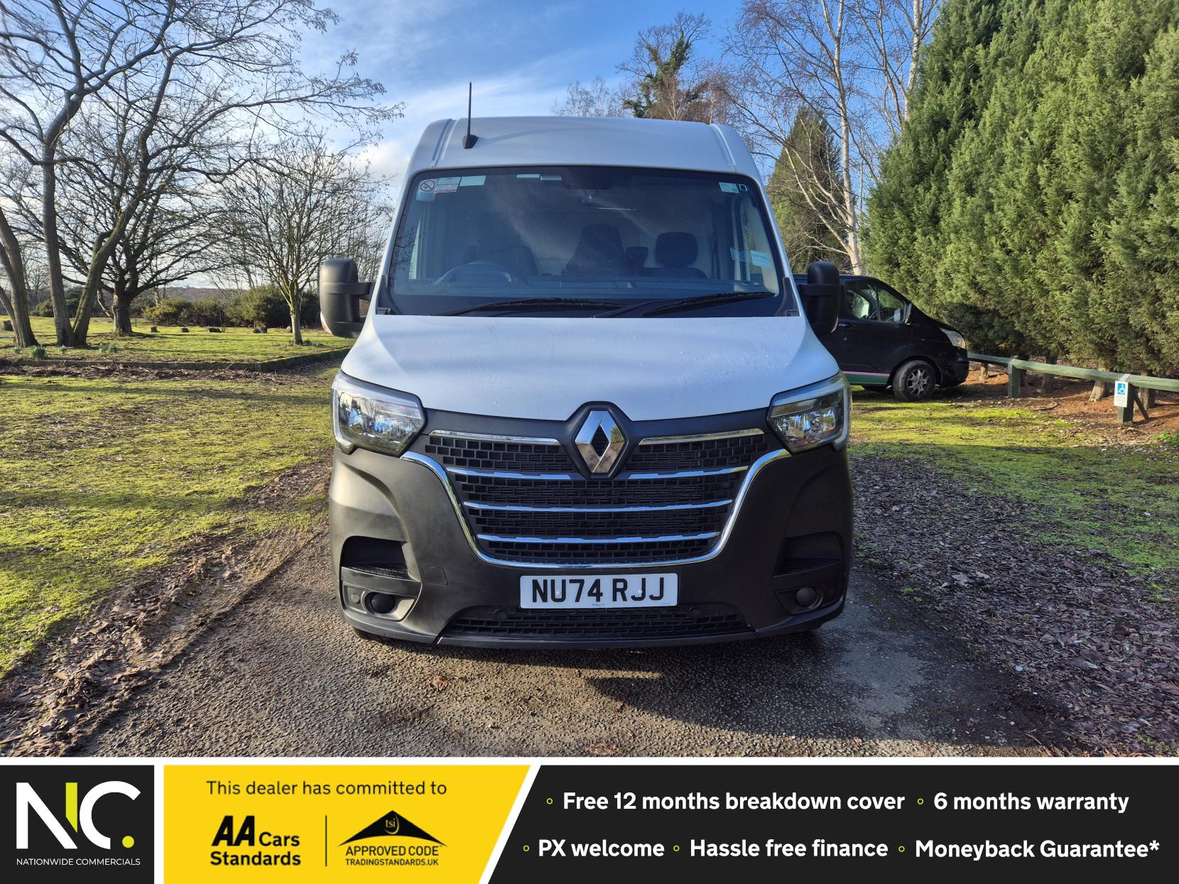 Renault Master 2.3 dCi 35 Advance Panel Van 4dr Diesel Manual FWD LWB Medium Roof Euro 6 (135 ps)