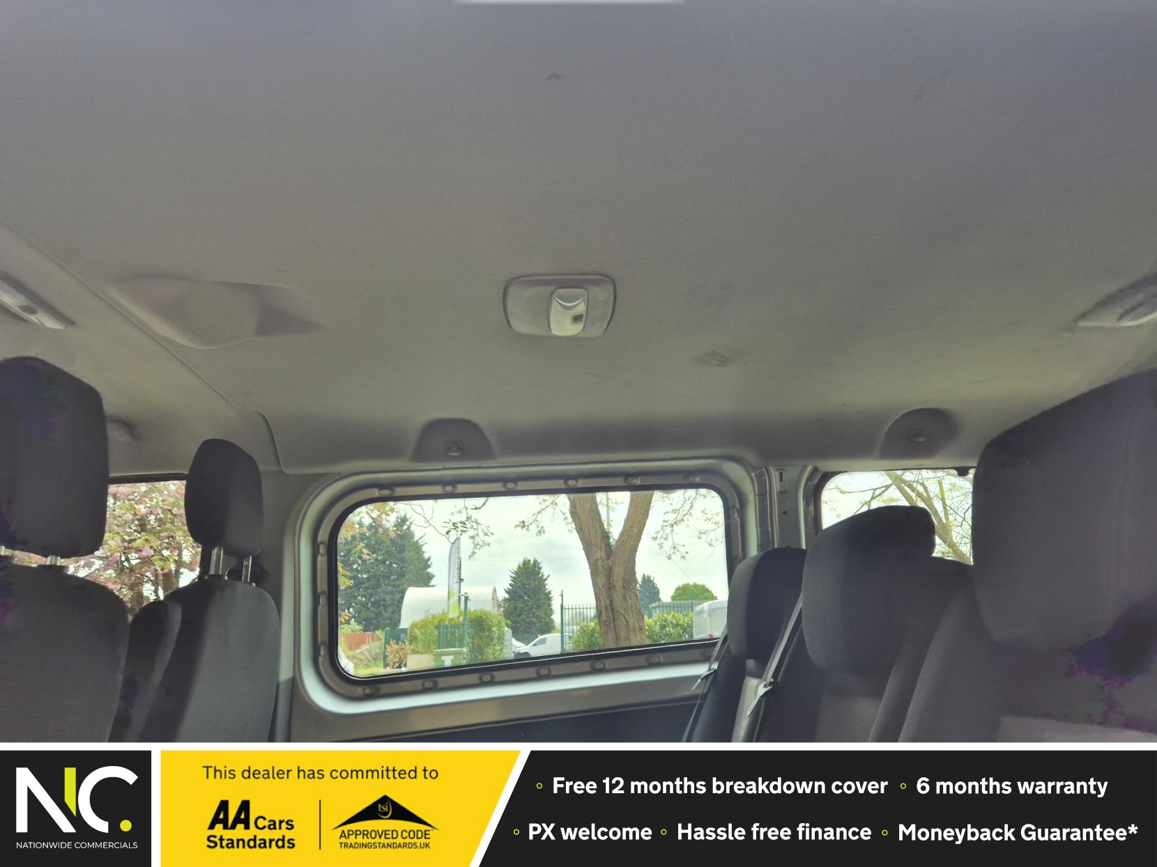 Ford Transit Custom 2.0 320 EcoBlue Kombi Double Cab 5dr Diesel Manual L2 H1 Euro 6 (s/s) (9 Seat) (130 ps)