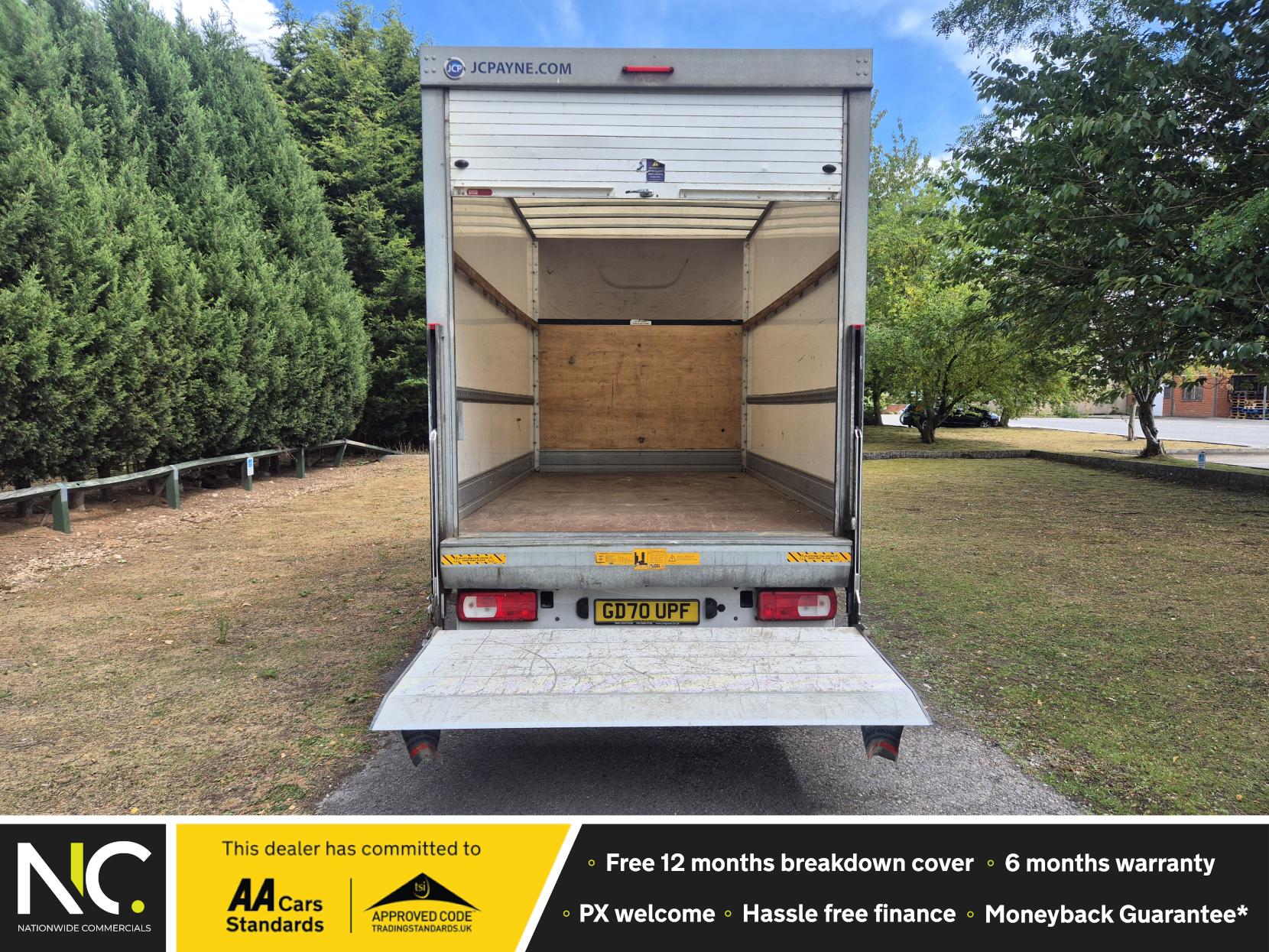 Volkswagen Crafter 2.0 TDI CR35 Startline Luton With Tail Lift 2dr Diesel Manual FWD LWB Euro 6 (140 ps)