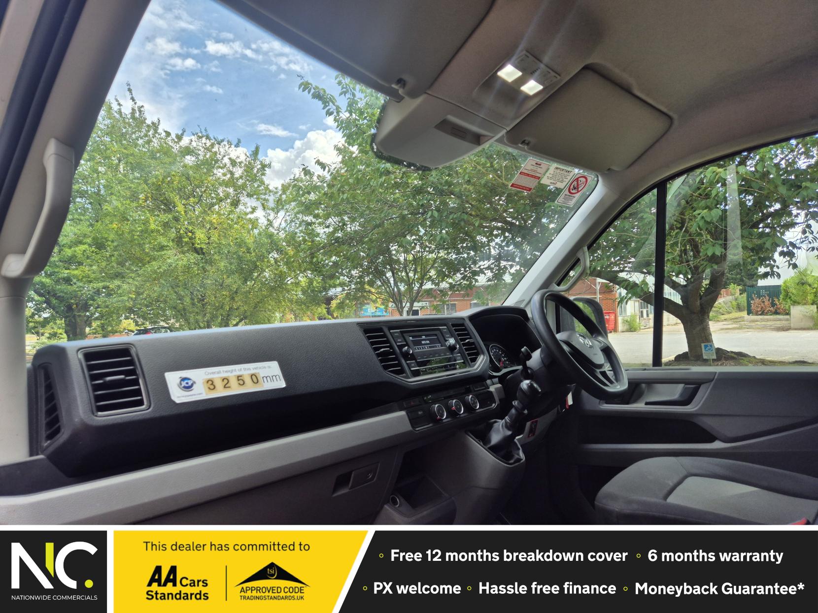 Volkswagen Crafter 2.0 TDI CR35 Startline Luton With Tail Lift 2dr Diesel Manual FWD LWB Euro 6 (140 ps)