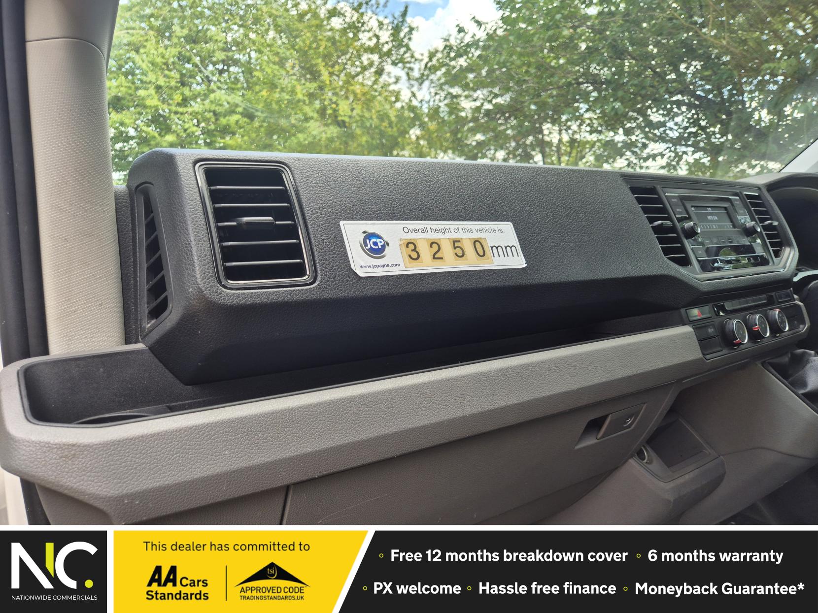 Volkswagen Crafter 2.0 TDI CR35 Startline Luton With Tail Lift 2dr Diesel Manual FWD LWB Euro 6 (140 ps)