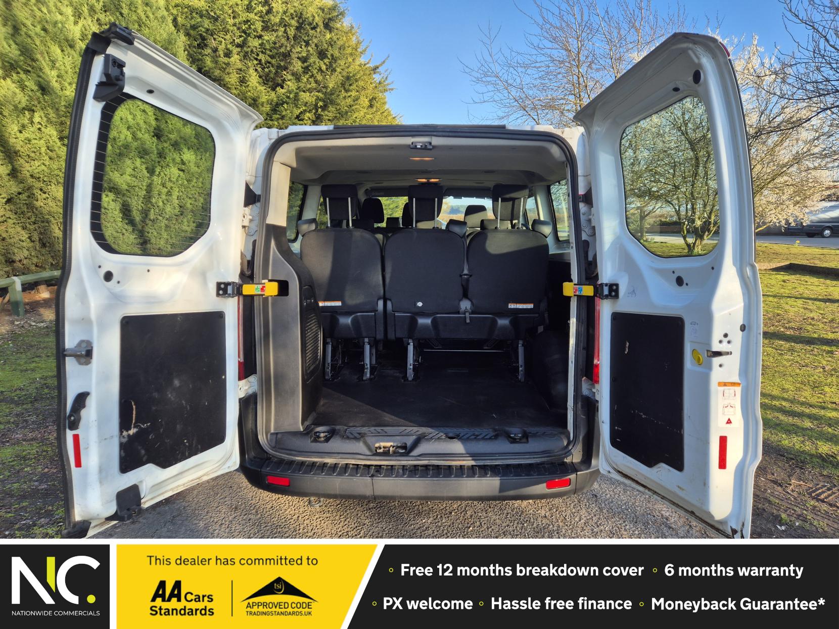 Ford Transit Custom 2.0 320 EcoBlue Leader Kombi Double Cab 5dr Diesel Manual L2 H1 Euro 6 (s/s) (130 ps)