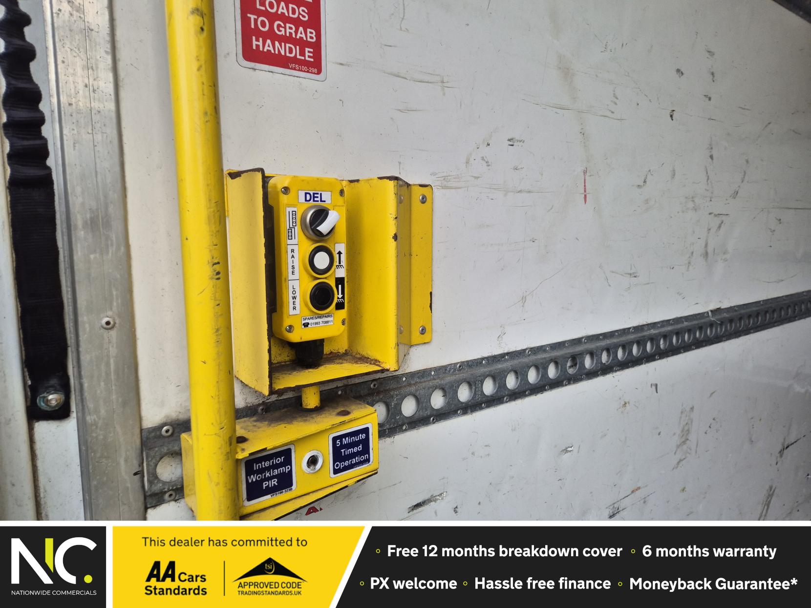 Ford Transit 2.0 350 EcoBlue Leader Luton Van 2dr Diesel Manual RWD L3 Euro 6 (s/s) (130 ps)