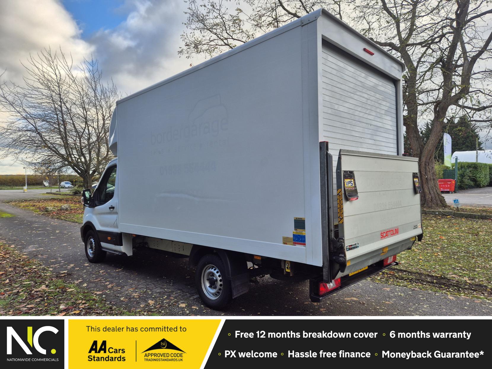 Ford Transit 2.0 350 EcoBlue Leader Chassis Cab 2dr Diesel Manual FWD L4 Euro 6 (s/s) (130 ps)