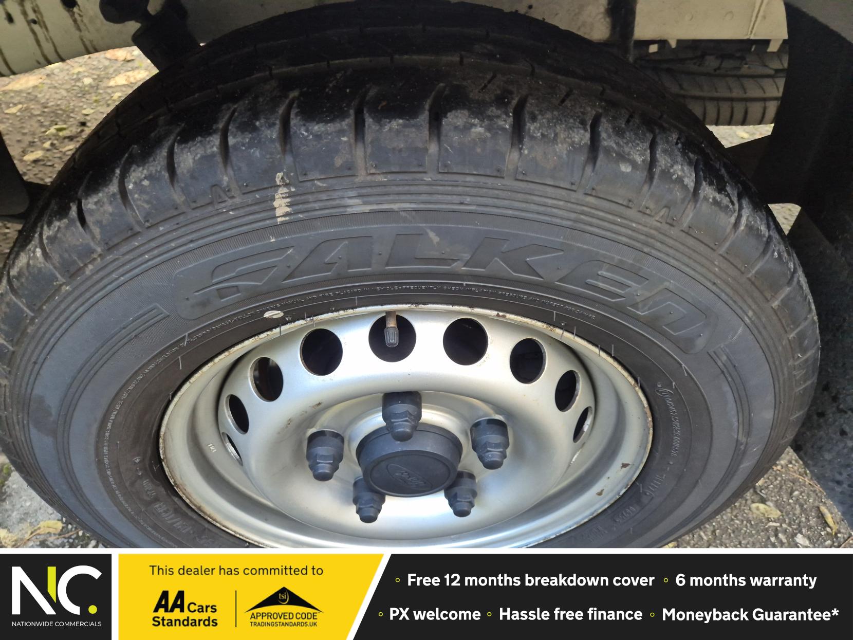 Ford Transit 2.0 350 EcoBlue Leader Chassis Cab 2dr Diesel Manual FWD L4 Euro 6 (s/s) (130 ps)