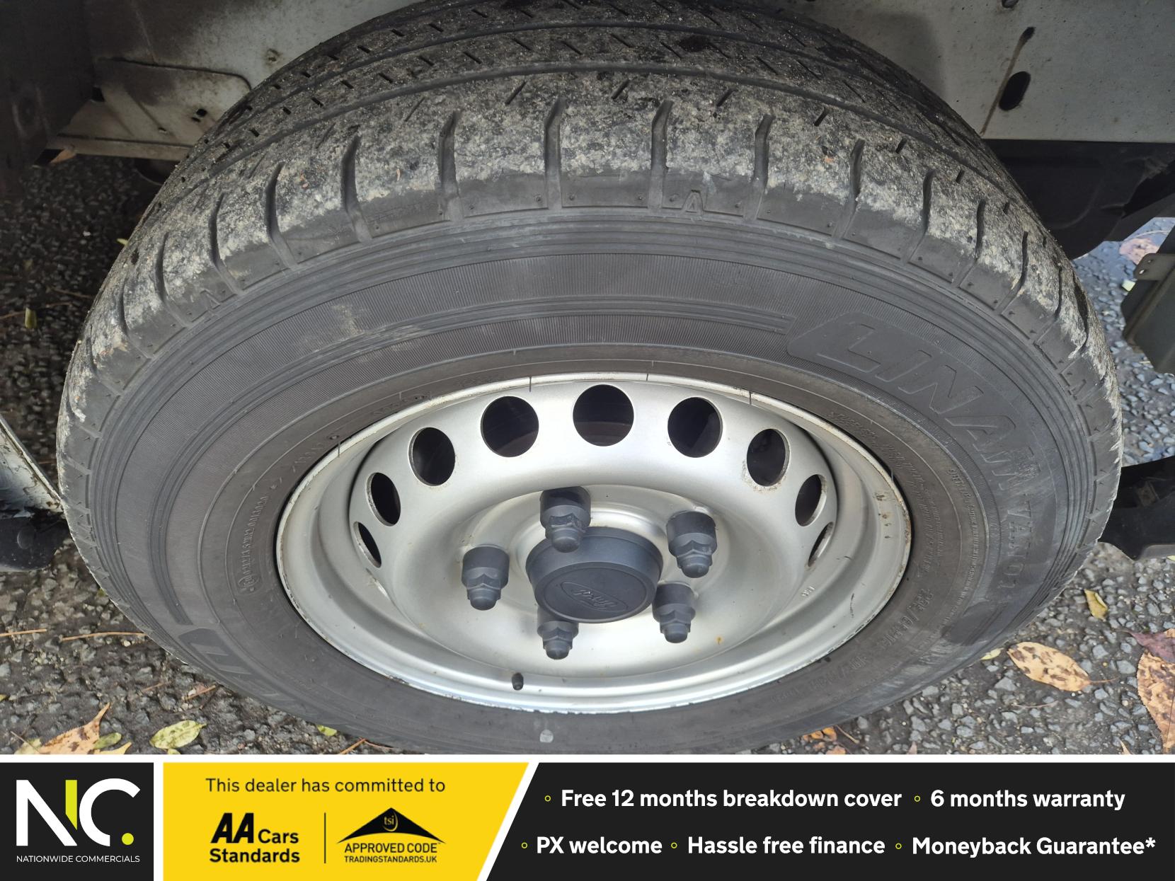 Ford Transit 2.0 350 EcoBlue Leader Chassis Cab 2dr Diesel Manual FWD L4 Euro 6 (s/s) (130 ps)