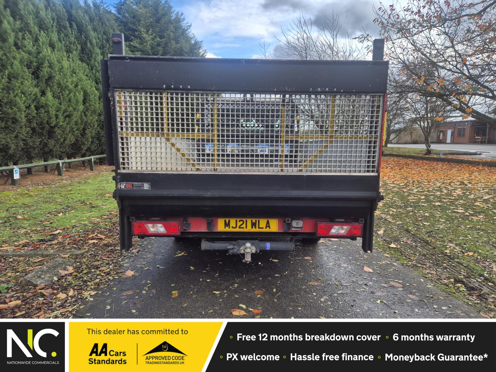 Ford Transit 2.0 350 EcoBlue Leader Chassis Cab 2dr Diesel Manual RWD L4 Euro 6 (s/s) (130 ps)