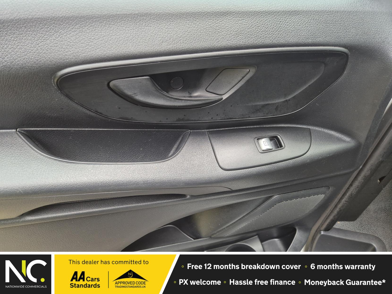 Mercedes-Benz Vito 2.0 116 CDI Progressive Panel Van 5dr Diesel G-Tronic RWD L3 Euro 6 (s/s) (XLWB) (163 ps)