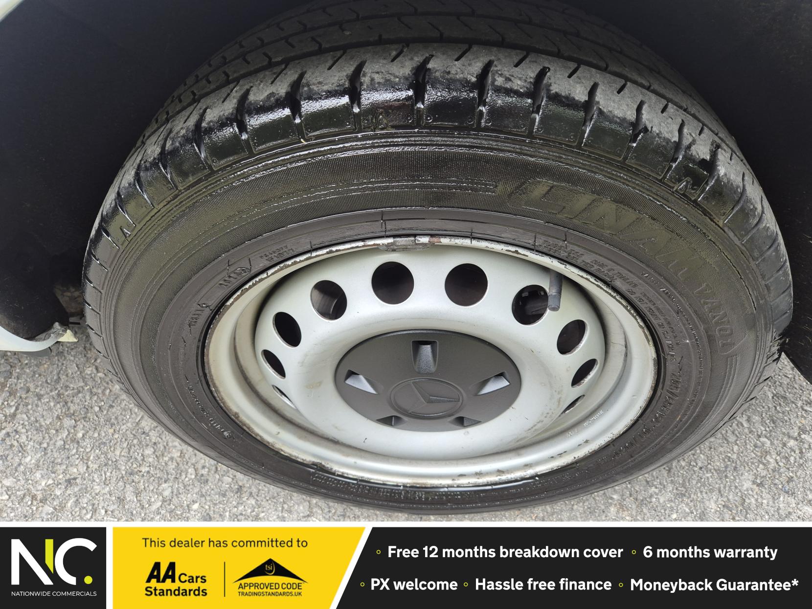Mercedes-Benz Vito 2.0 116 CDI Progressive Panel Van 5dr Diesel G-Tronic RWD L3 Euro 6 (s/s) (XLWB) (163 ps)