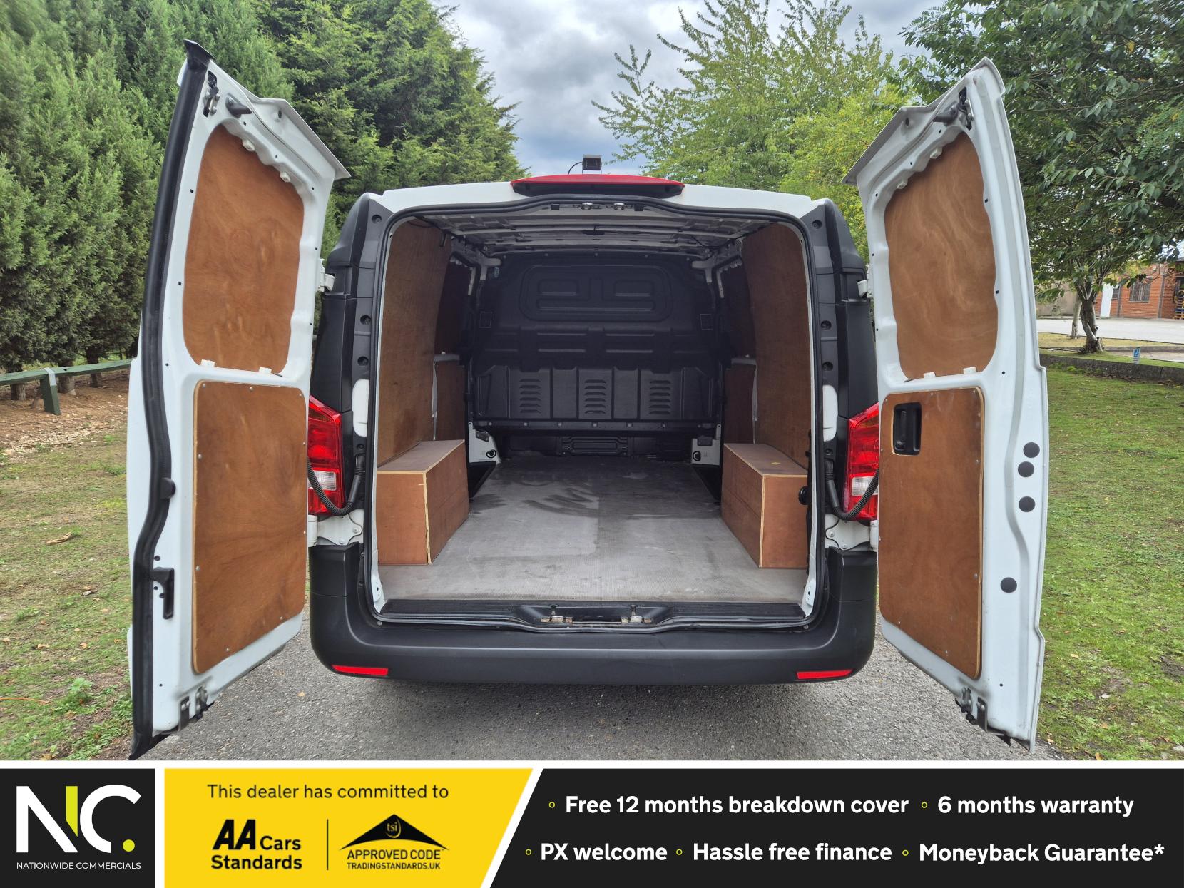 Mercedes-Benz Vito 2.0 116 CDI Progressive Panel Van 5dr Diesel G-Tronic RWD L3 Euro 6 (s/s) (XLWB) (163 ps)