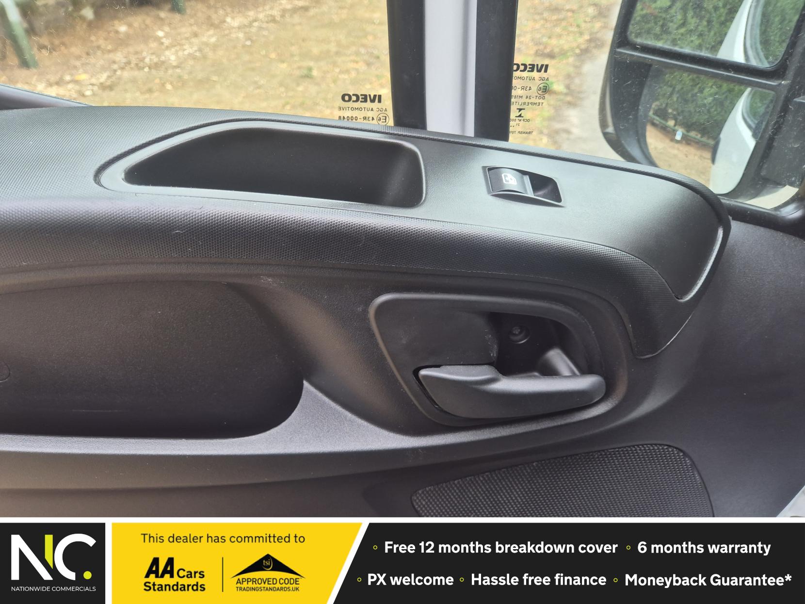 Iveco Daily 3.0D HPI 16V 35C 3000 Chassis Cab Luton 2dr Diesel Manual SWB Euro 6 (DRW) (160 ps)