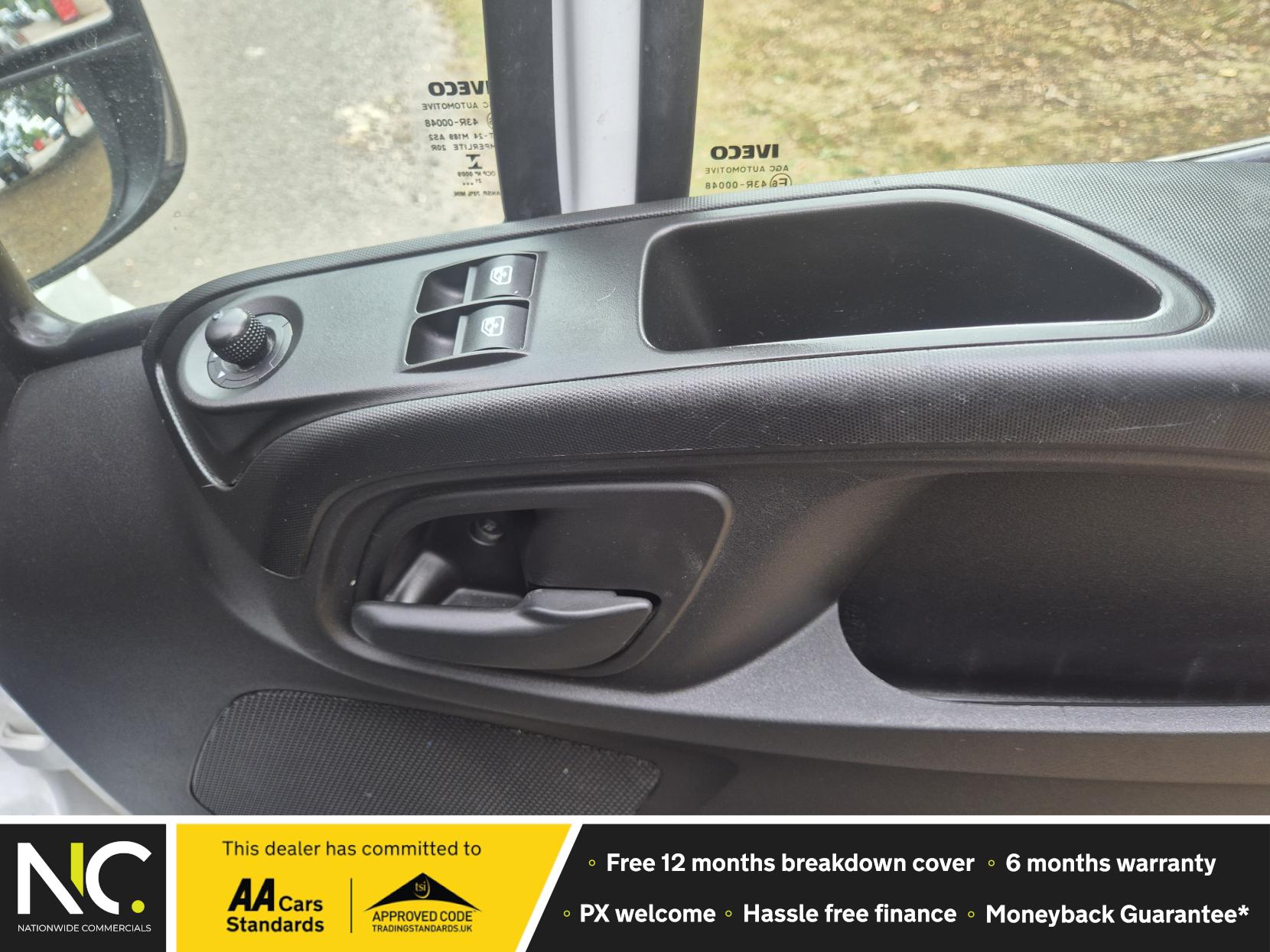 Iveco Daily 3.0D HPI 16V 35C 3000 Chassis Cab Luton 2dr Diesel Manual SWB Euro 6 (DRW) (160 ps)