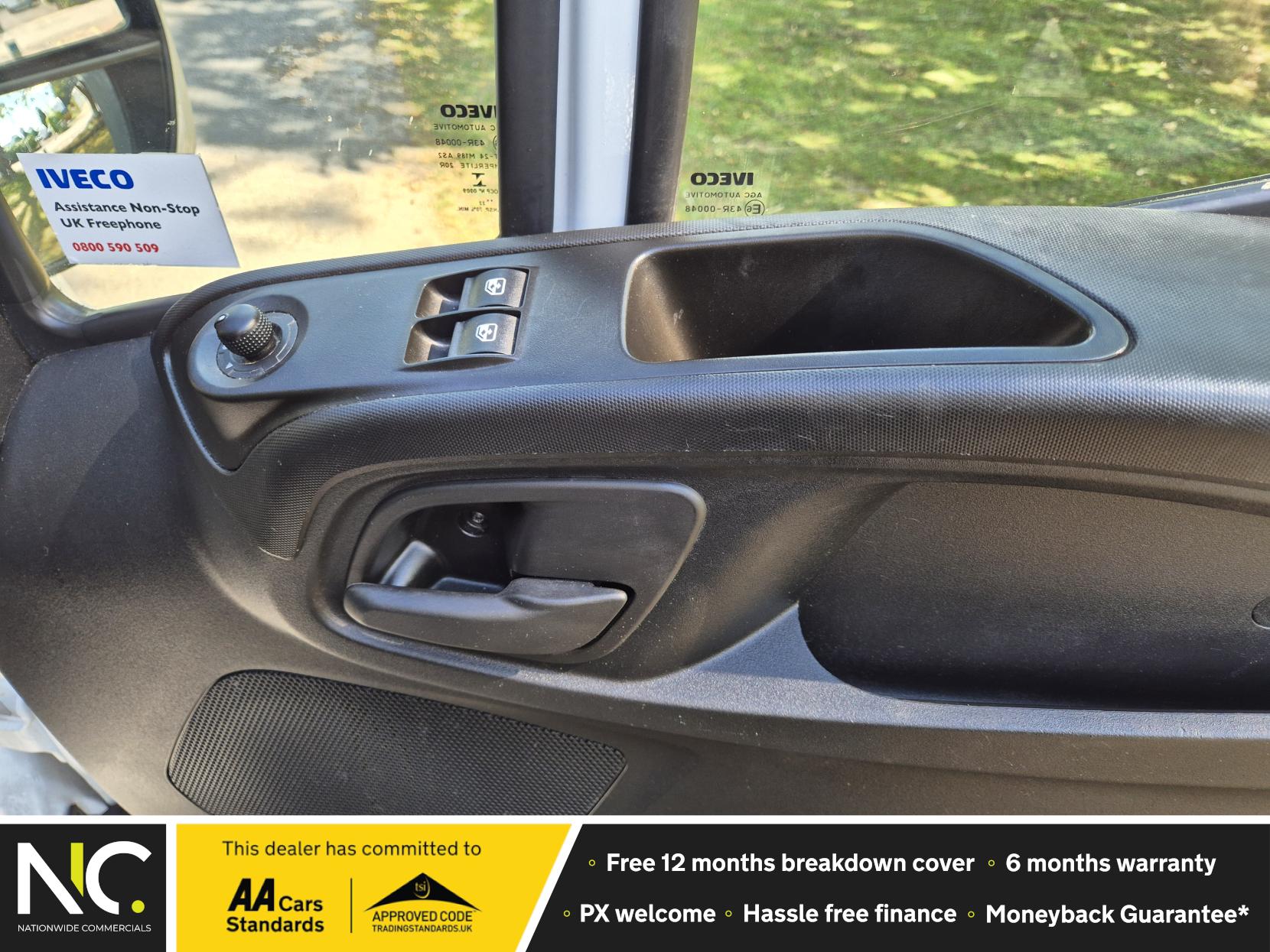 Iveco Daily 2.3D HPI 14V 35S 3520 Panel Van 5dr Diesel Manual MWB High Roof Euro 6 (s/s) (136 ps)