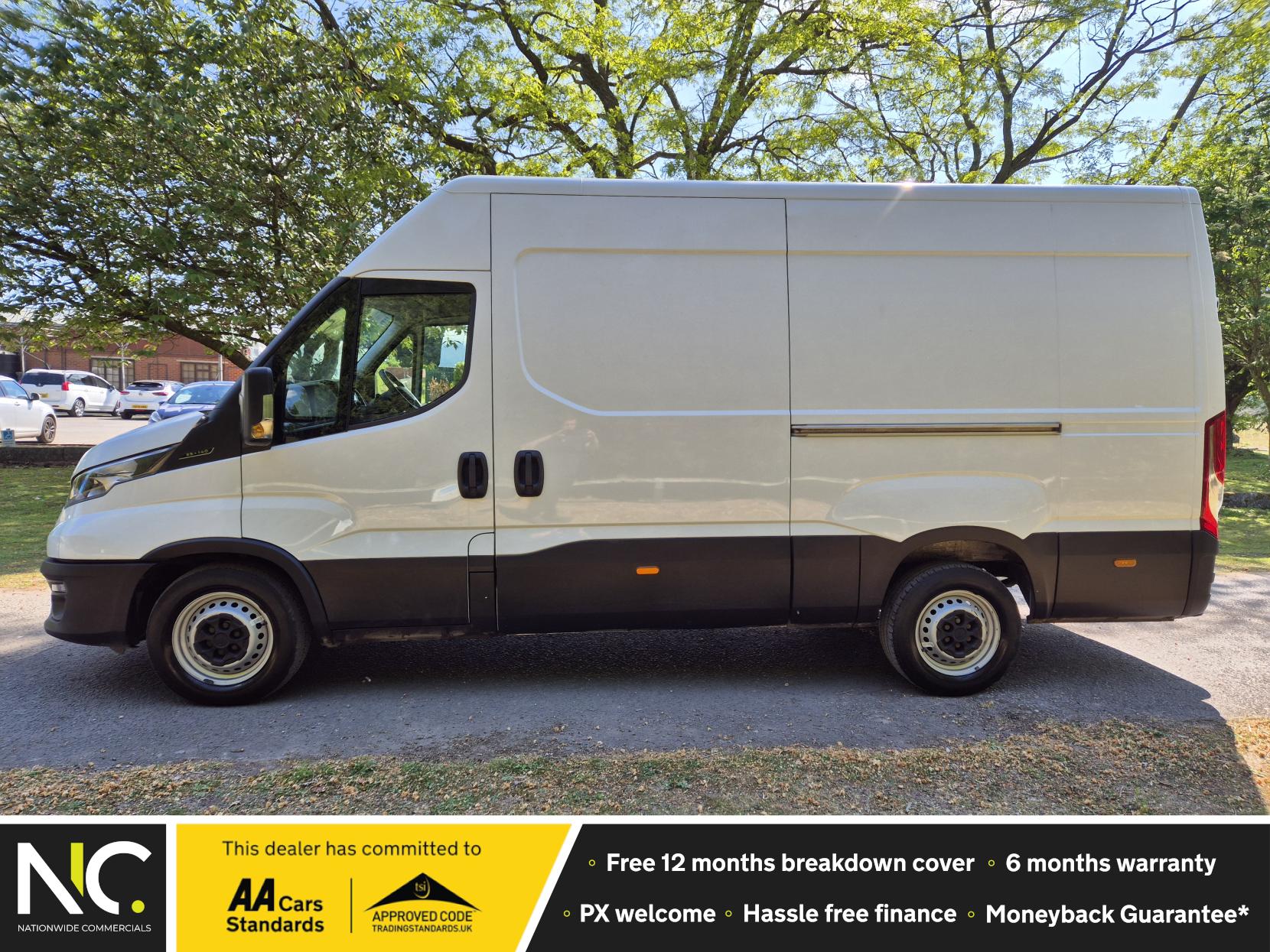 Iveco Daily 2.3D HPI 14V 35S 3520 Panel Van 5dr Diesel Manual MWB High Roof Euro 6 (s/s) (136 ps)