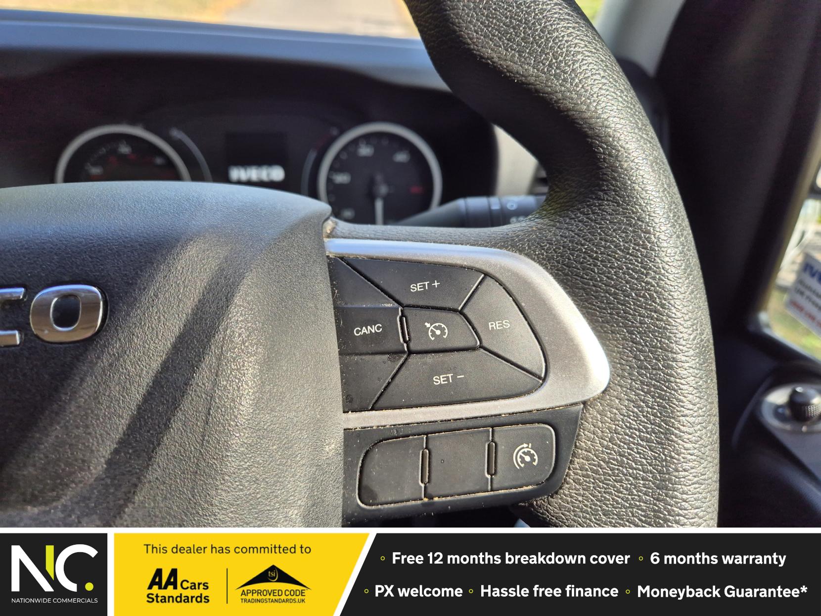 Iveco Daily 2.3D HPI 14V 35S 3520 Panel Van 5dr Diesel Manual MWB High Roof Euro 6 (s/s) (136 ps)