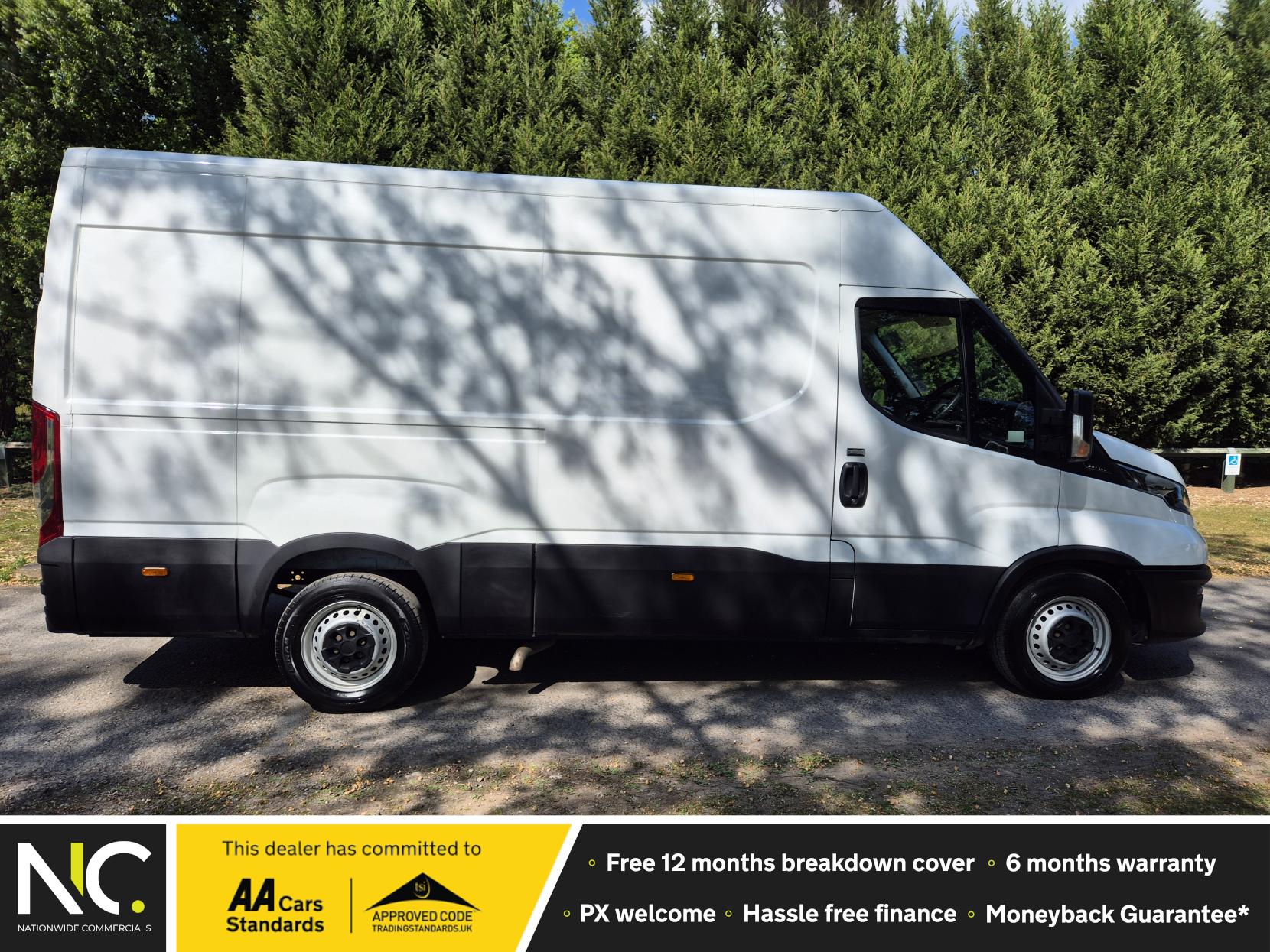 Iveco Daily 2.3D HPI 14V 35S 3520 Panel Van 5dr Diesel Manual MWB High Roof Euro 6 (s/s) (136 ps)